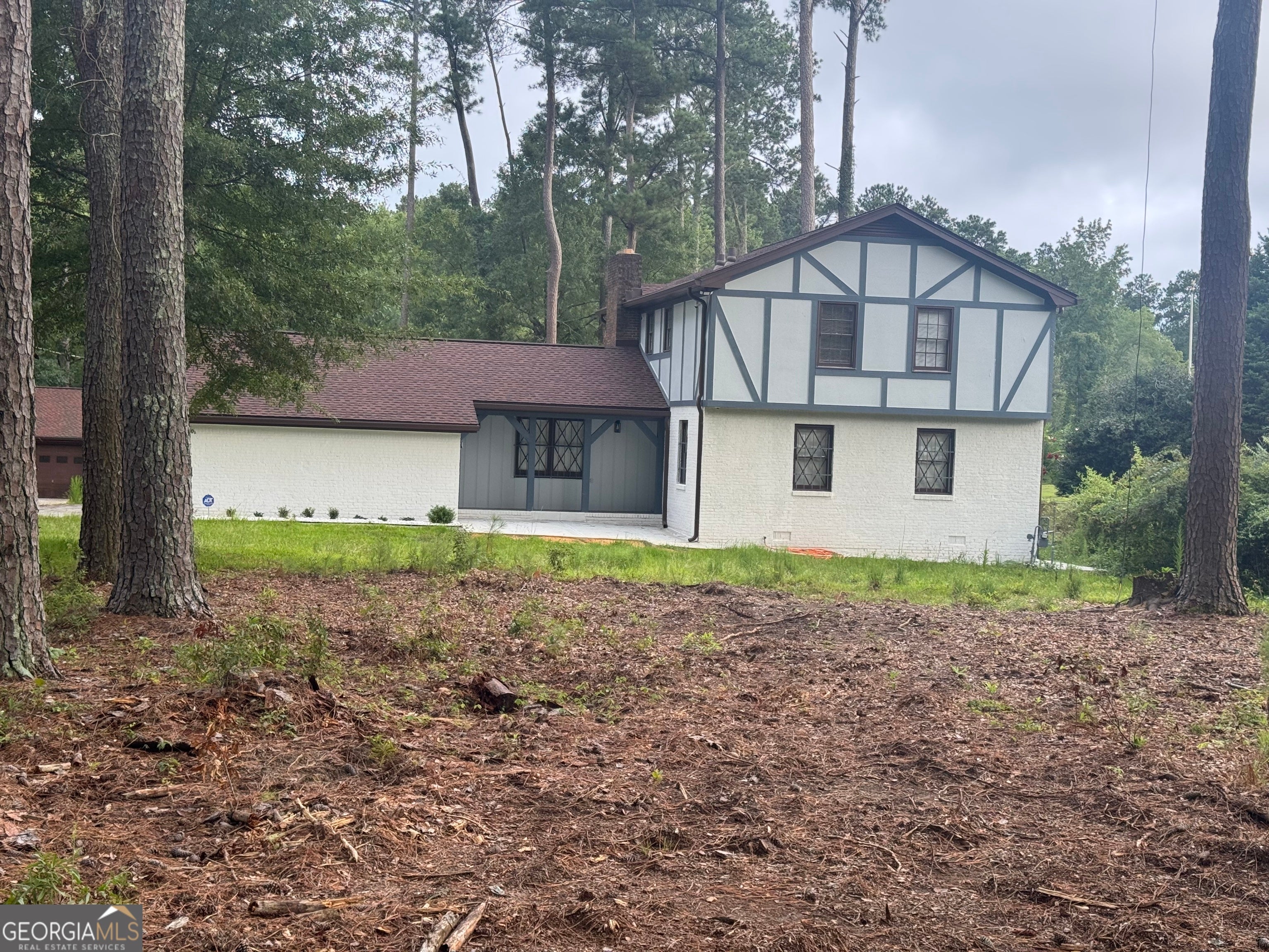 6571 Rock Springs Rd — photo