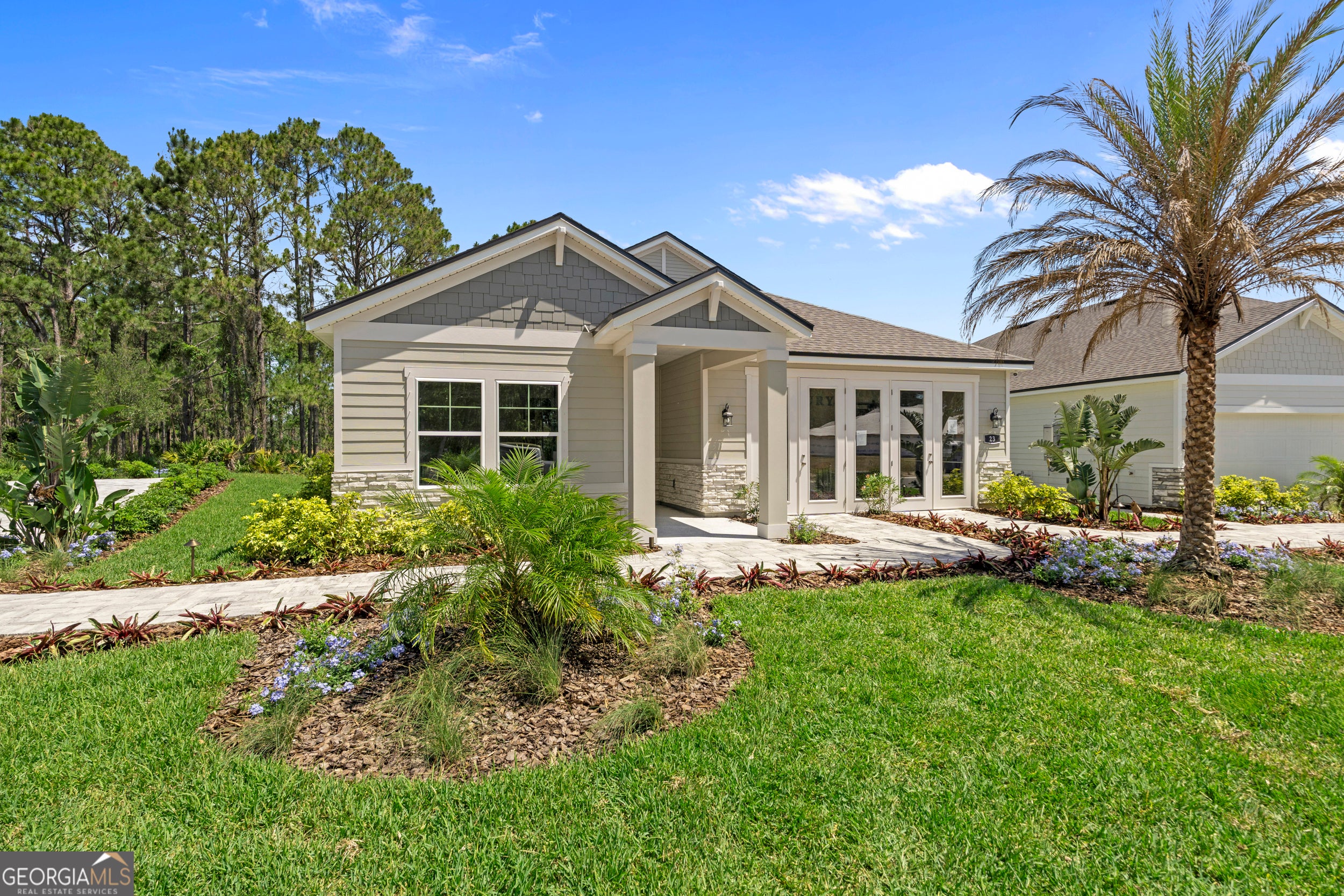 358 Shoreline Dr — photo