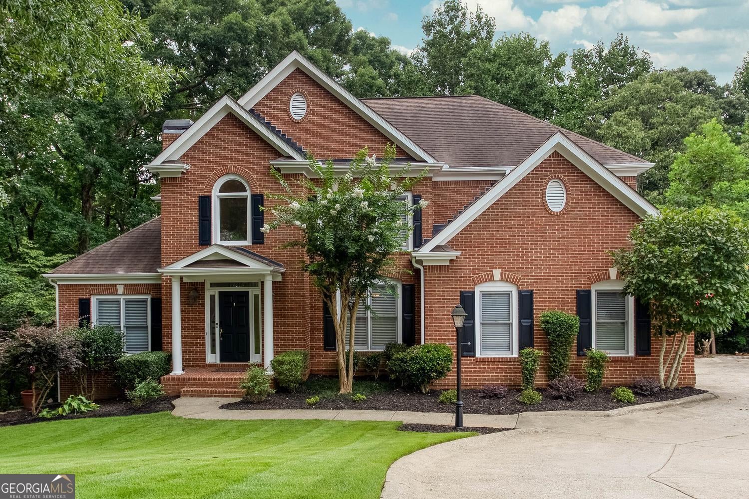 3707 Somerset Rdg NW — photo