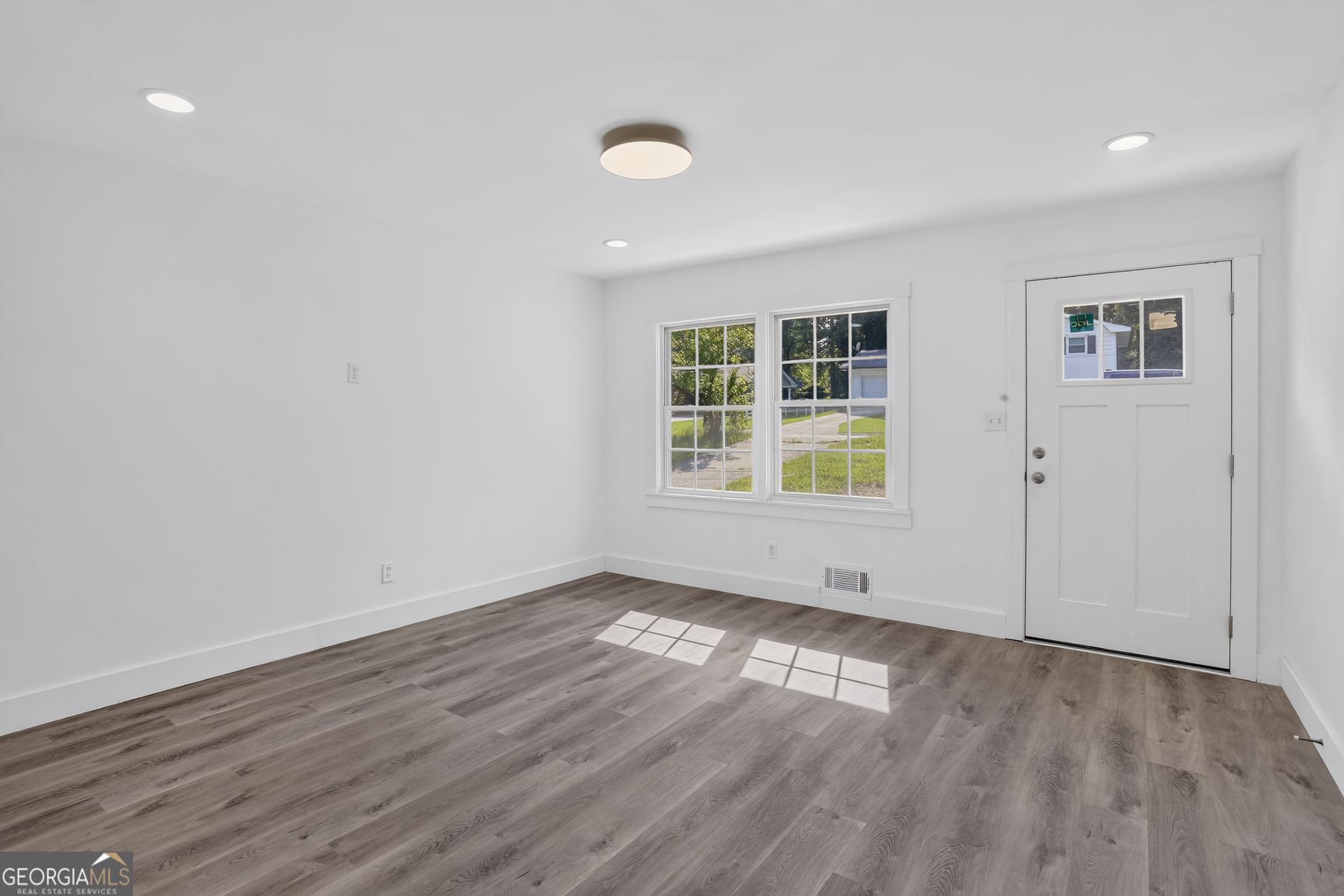 6464 Rabun Road, Morrow GA 30260 — photo 3