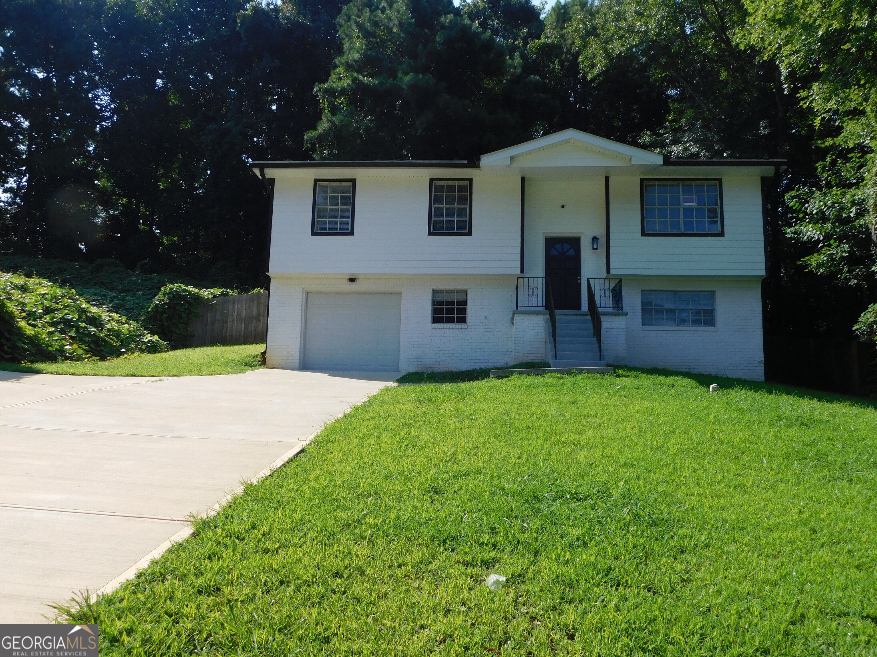 6740 Cambridge Dr — photo