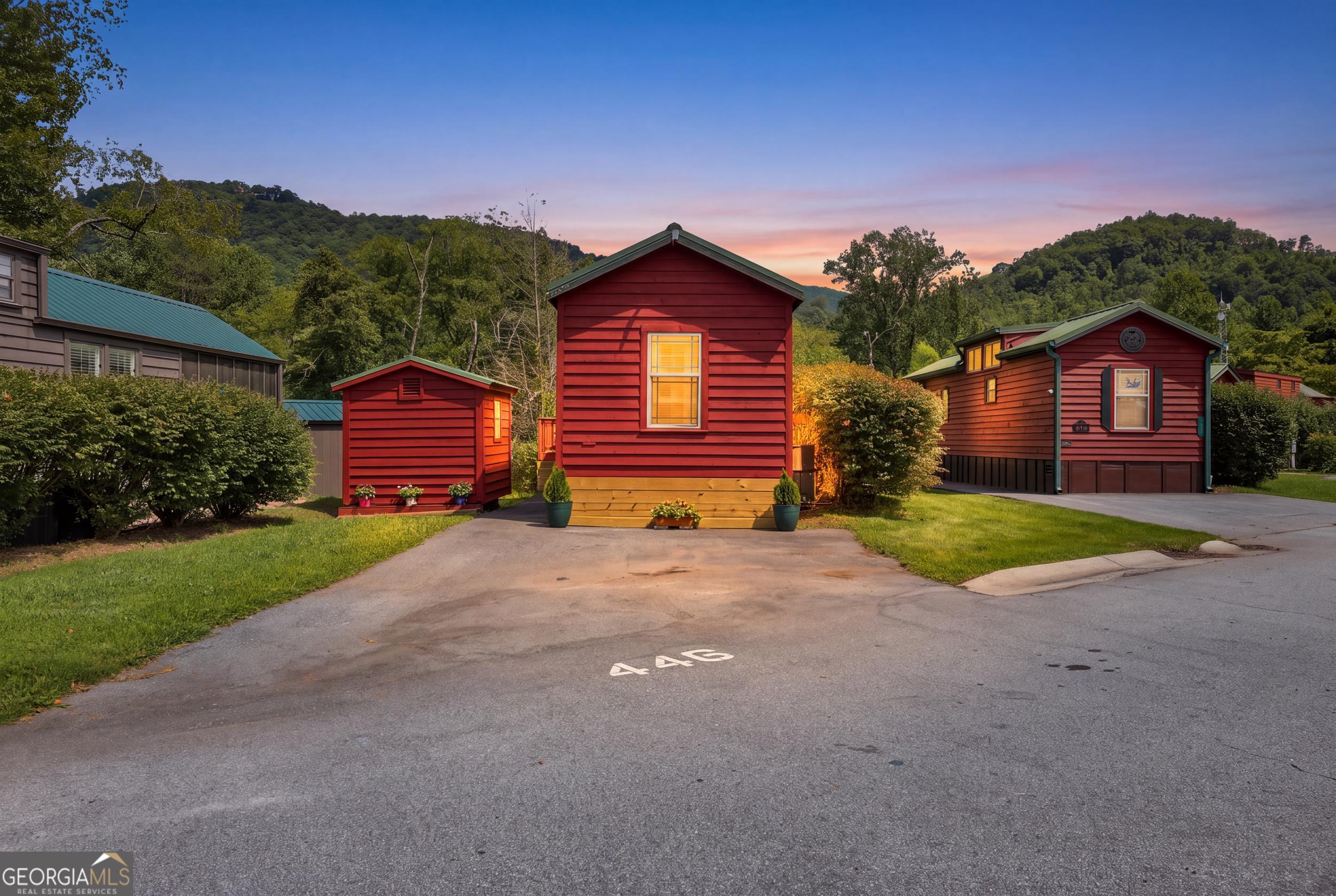 446 River Vista Dr — photo