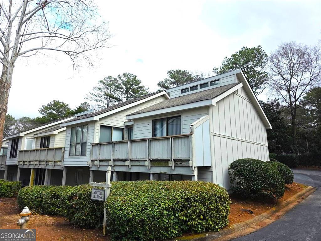 5025 Highland Club Dr — photo