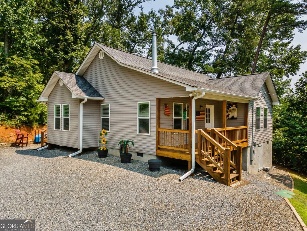 216 Hideaway Rd — photo