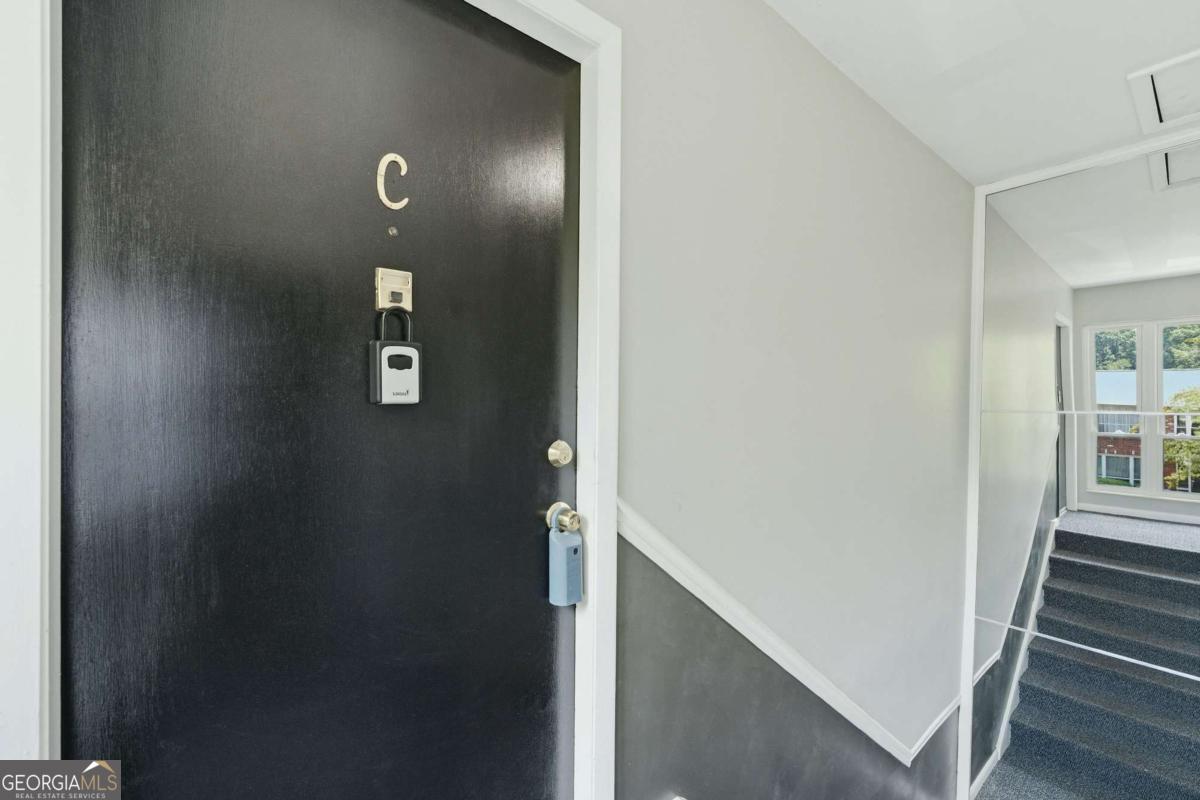 510 Coventry Rd 3C — photo