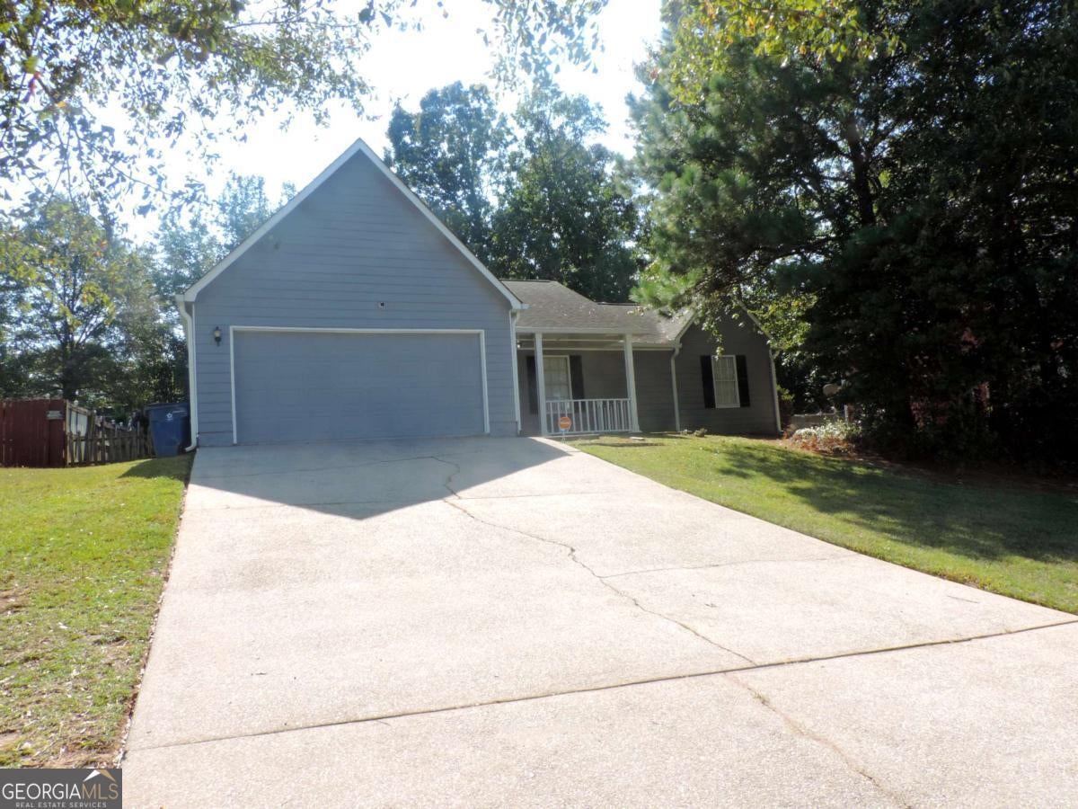 1504 Melody Ridge Ct NE — photo