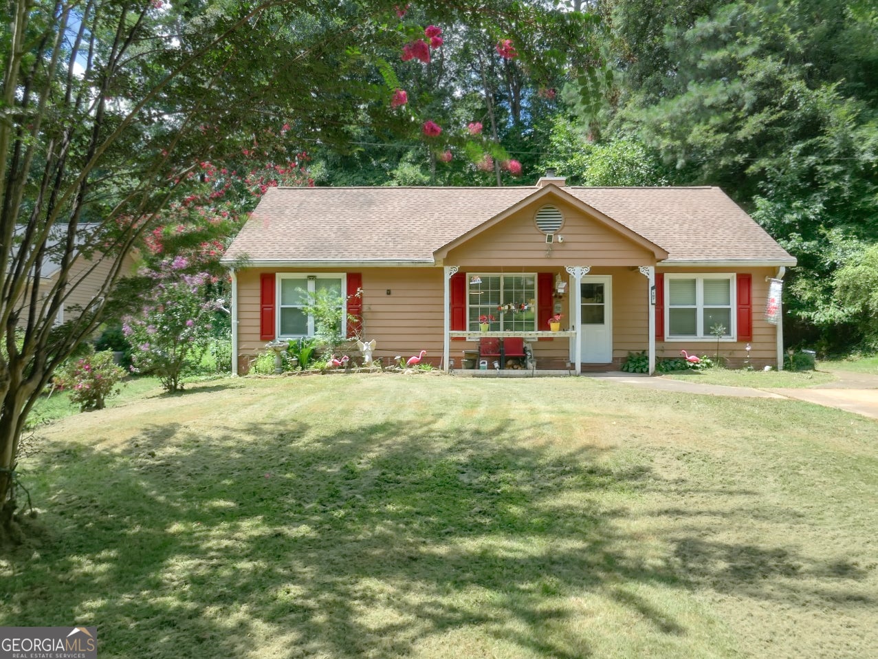 107 Honeysuckle Ln — photo