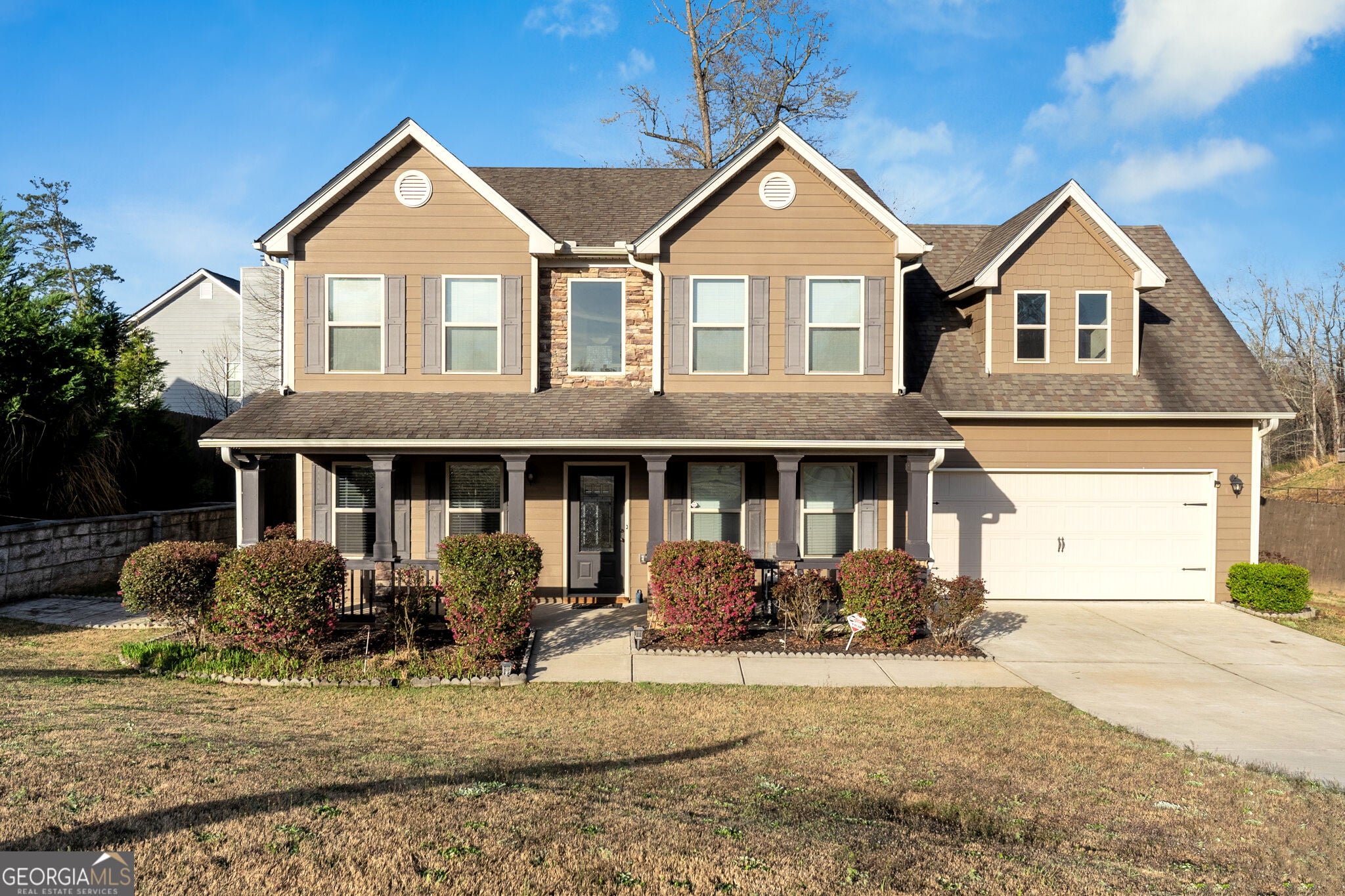 1615 Newport Dr — photo