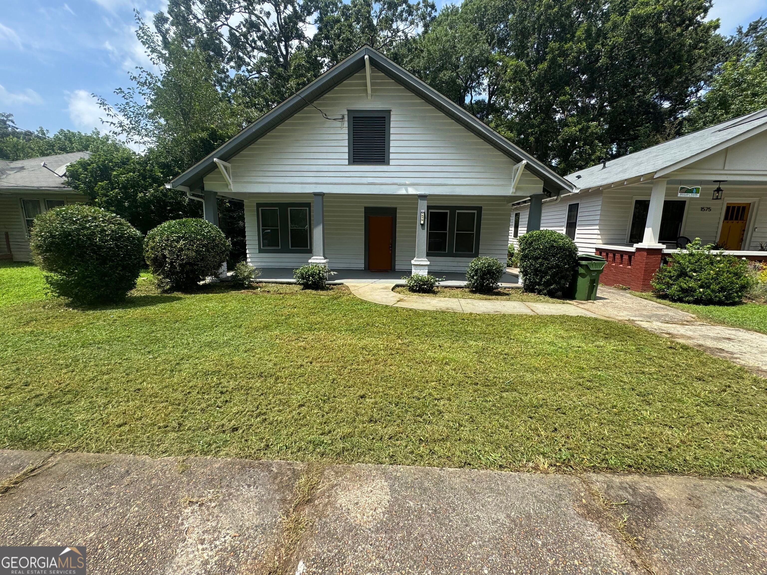 1579 Mozley Pl — photo