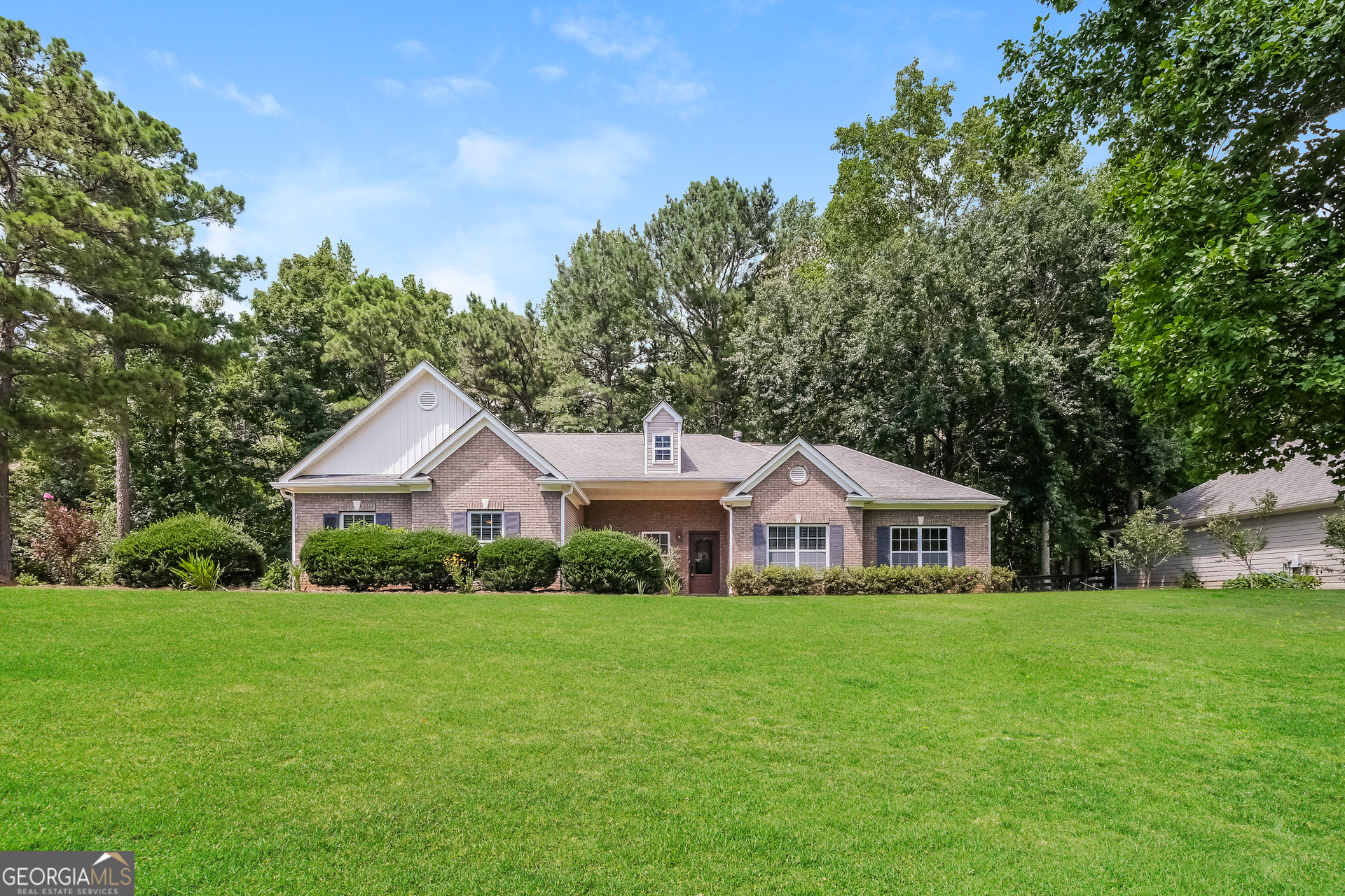 324 John Willis Ct — photo