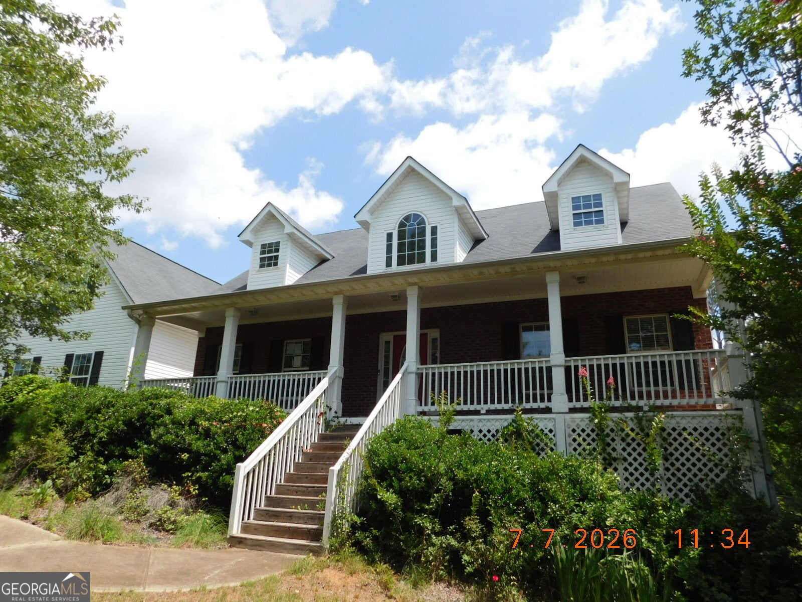 284 Valley Way — photo