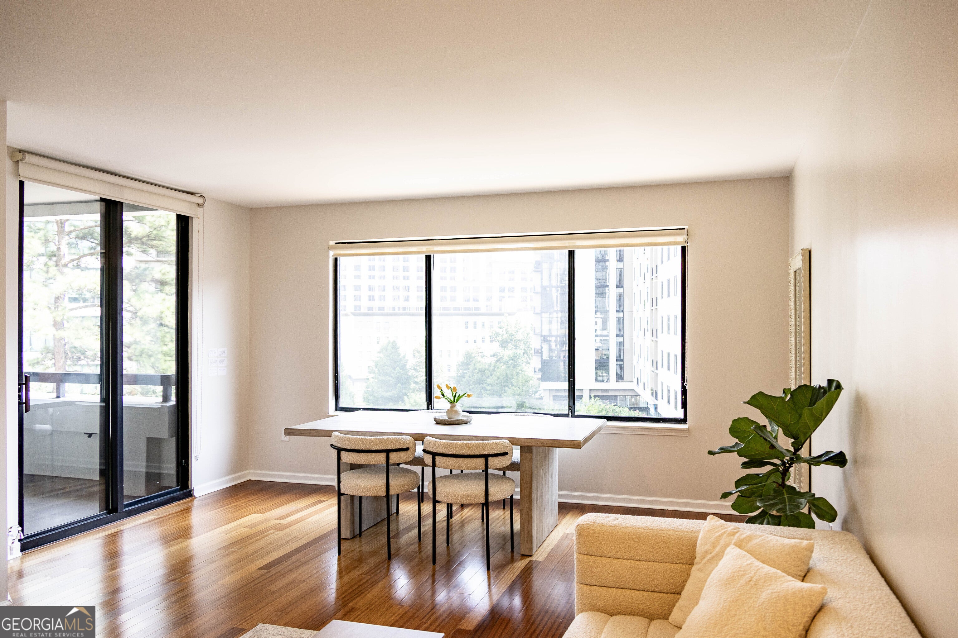 3481 Lakeside Dr NE 804 — photo