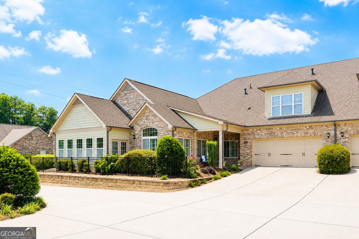 6129 Brookhaven Cir — photo