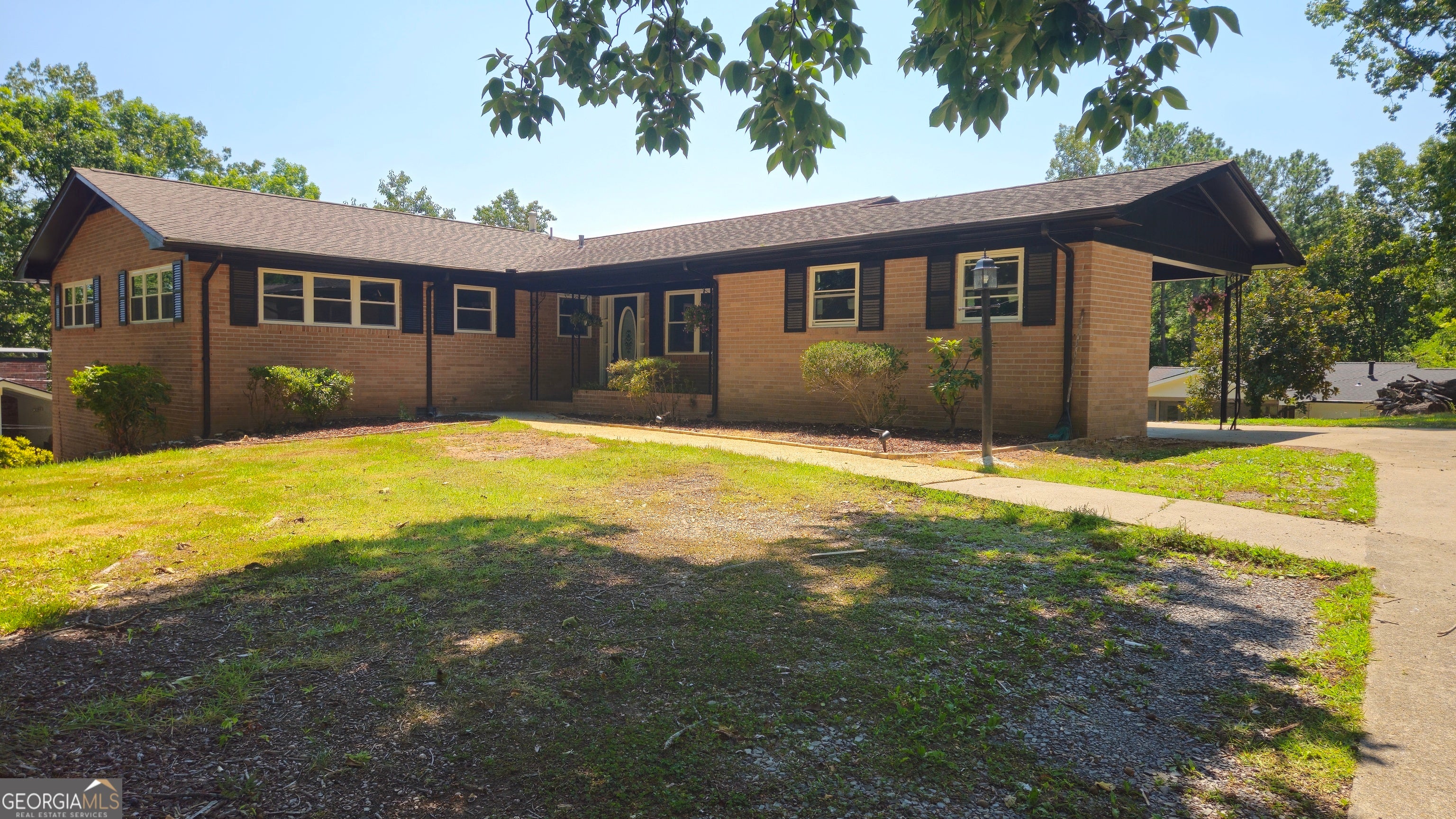 1305 Dana Dr — photo