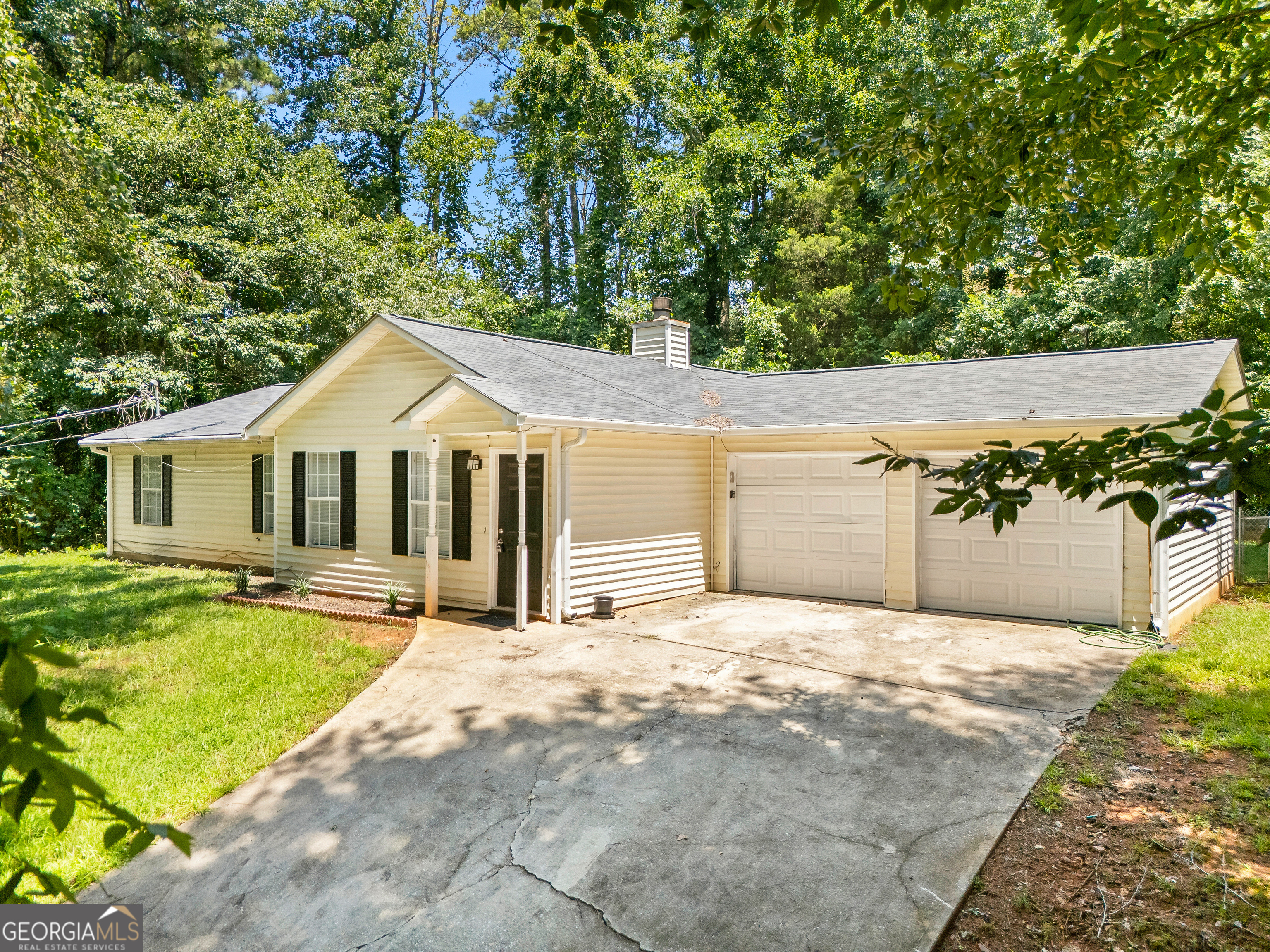 220 Splitwood Ln — photo