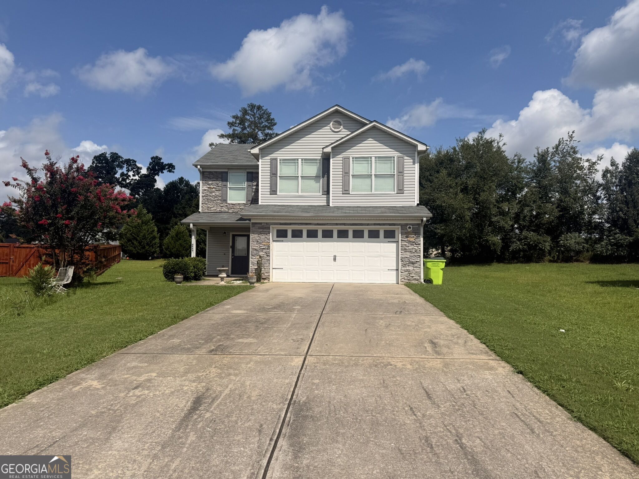 6869 Lockley Ct — photo