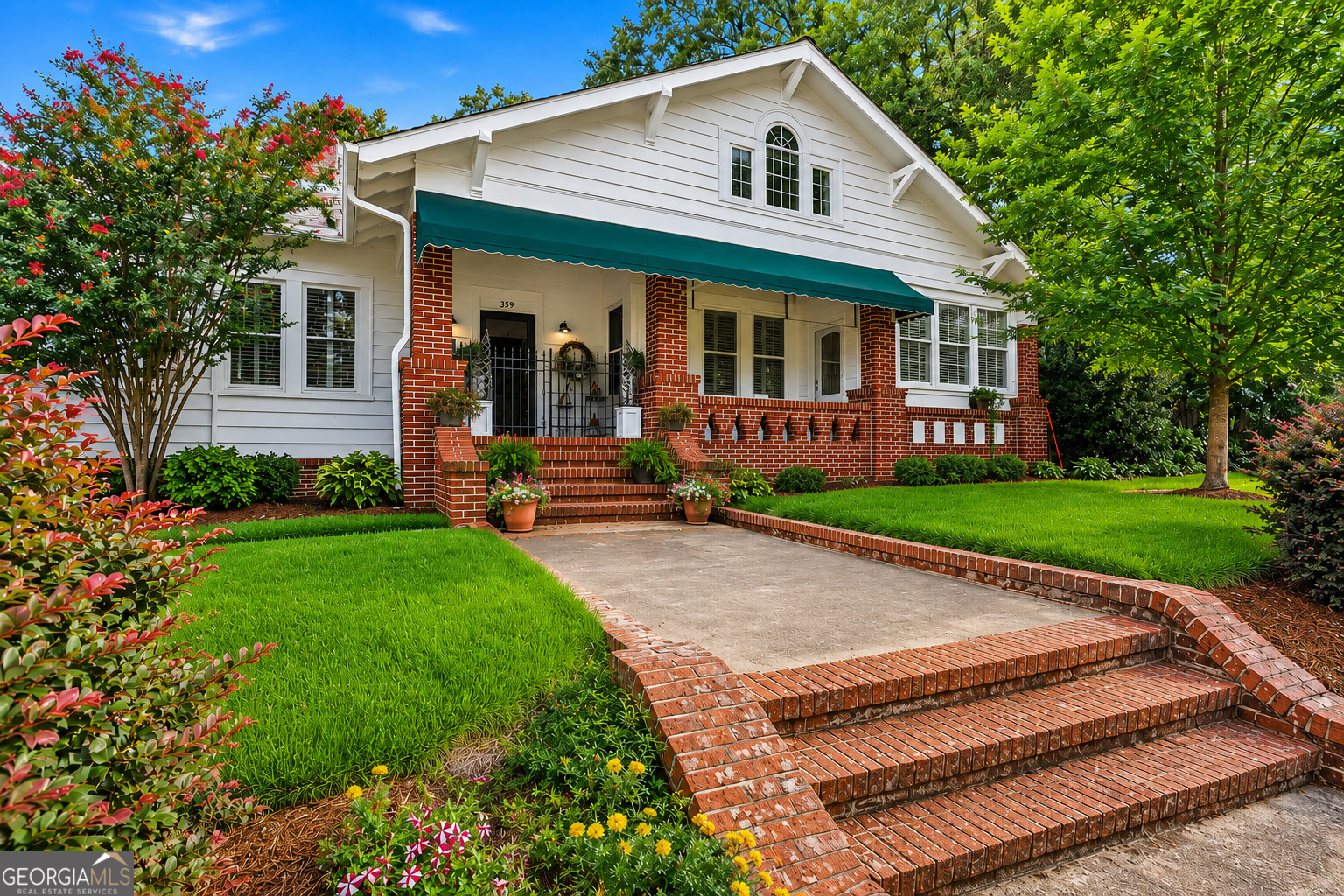 359 E Tugalo Street, Toccoa, GA 30577 — photo 2