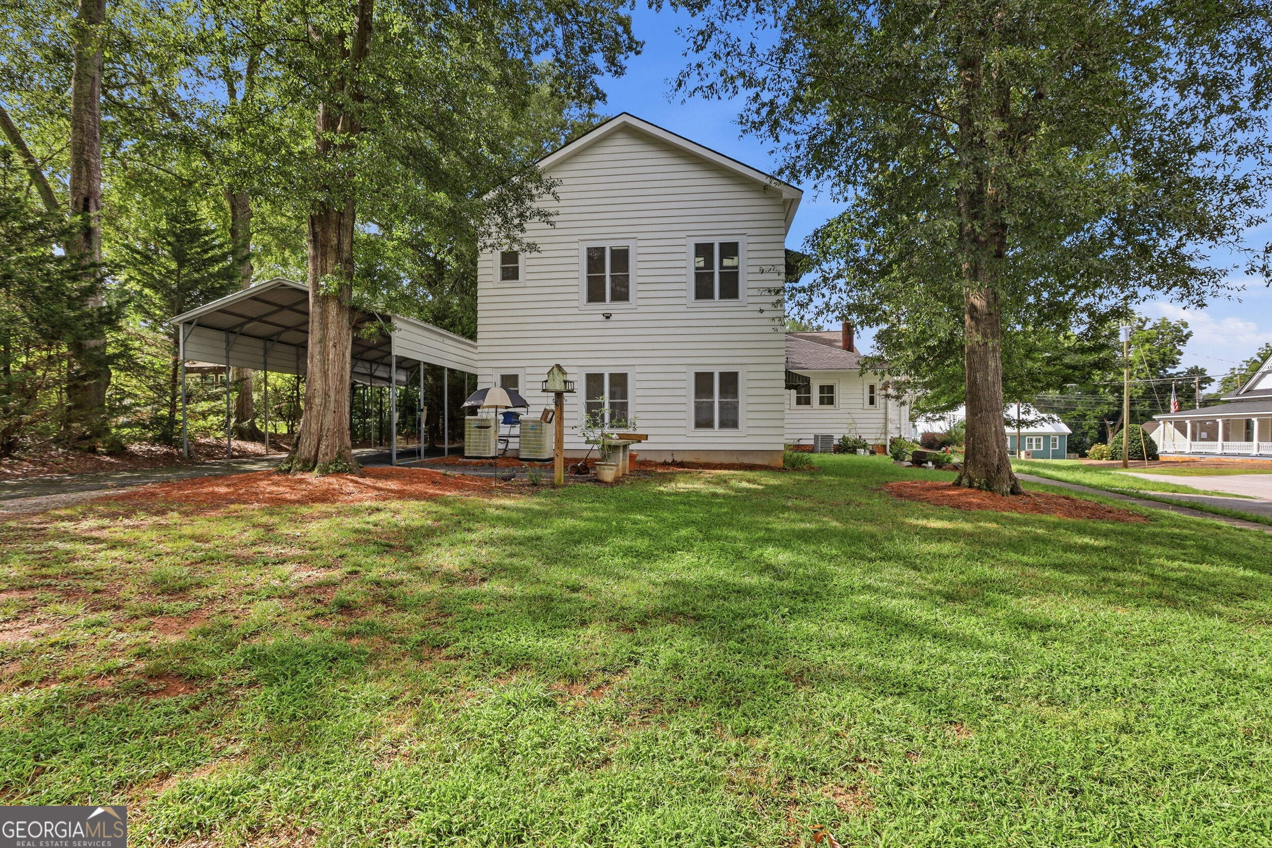 359 E Tugalo Street, Toccoa, GA 30577 — photo 3