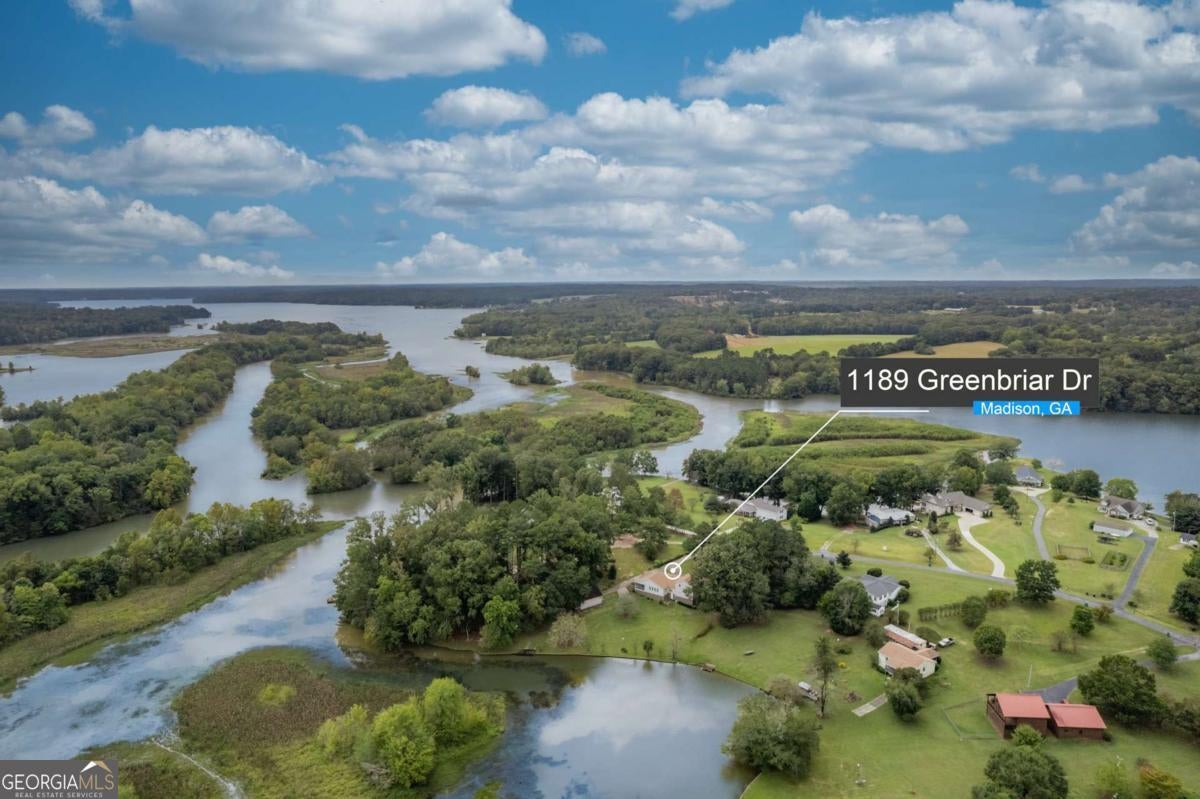 1180 Green Briar Dr — photo