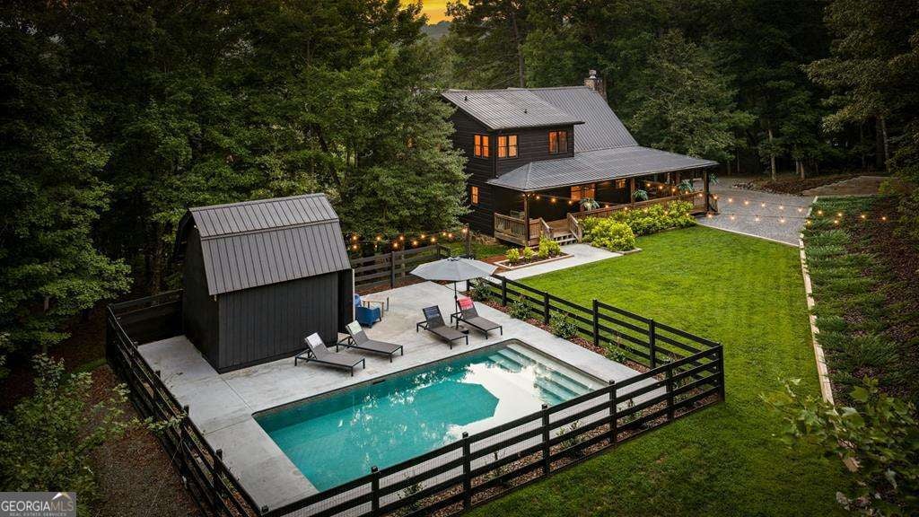 185 Austin Mountain Rd — photo