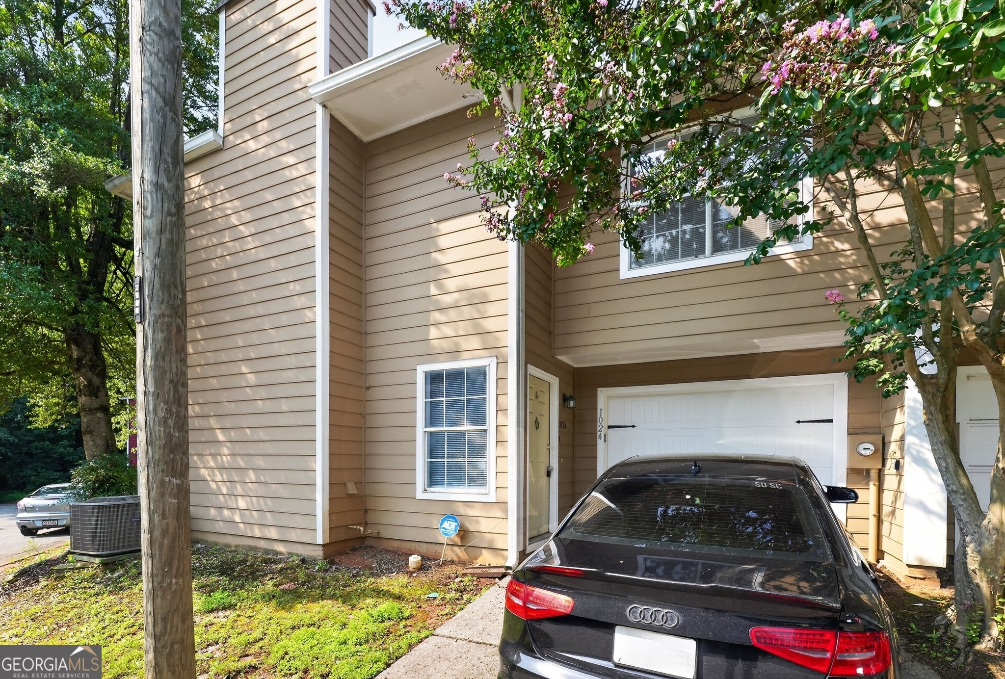 1024 Wiltshire Way — photo