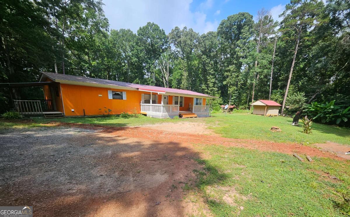 1072 Jim Johnson Rd — photo