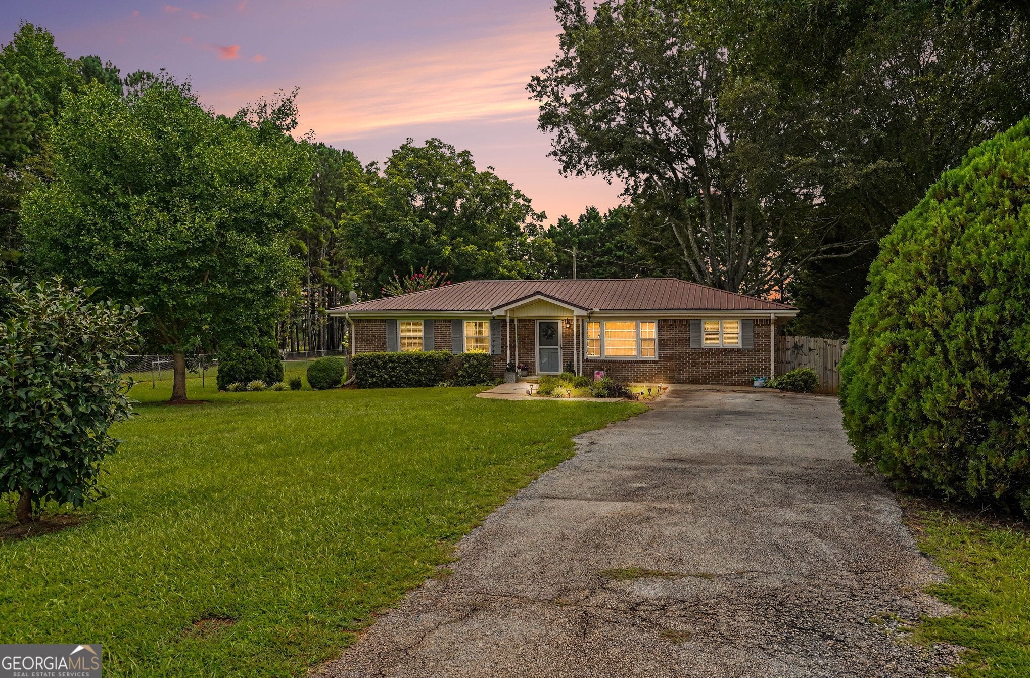4074 Newnan Rd — photo