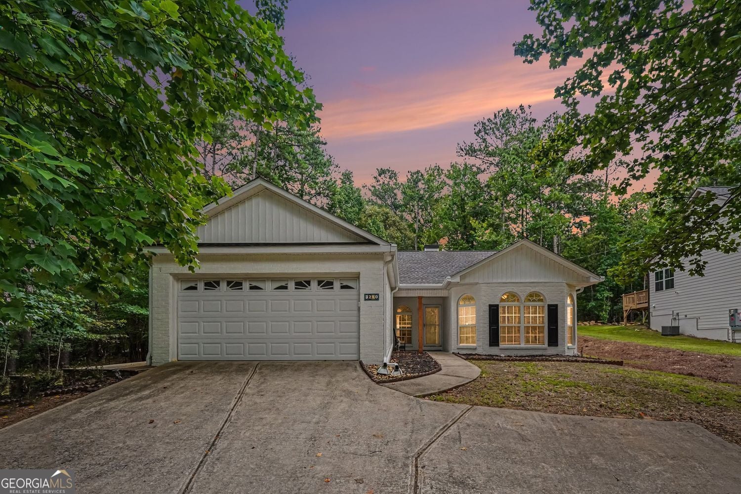 3280 Greenhill Dr — photo
