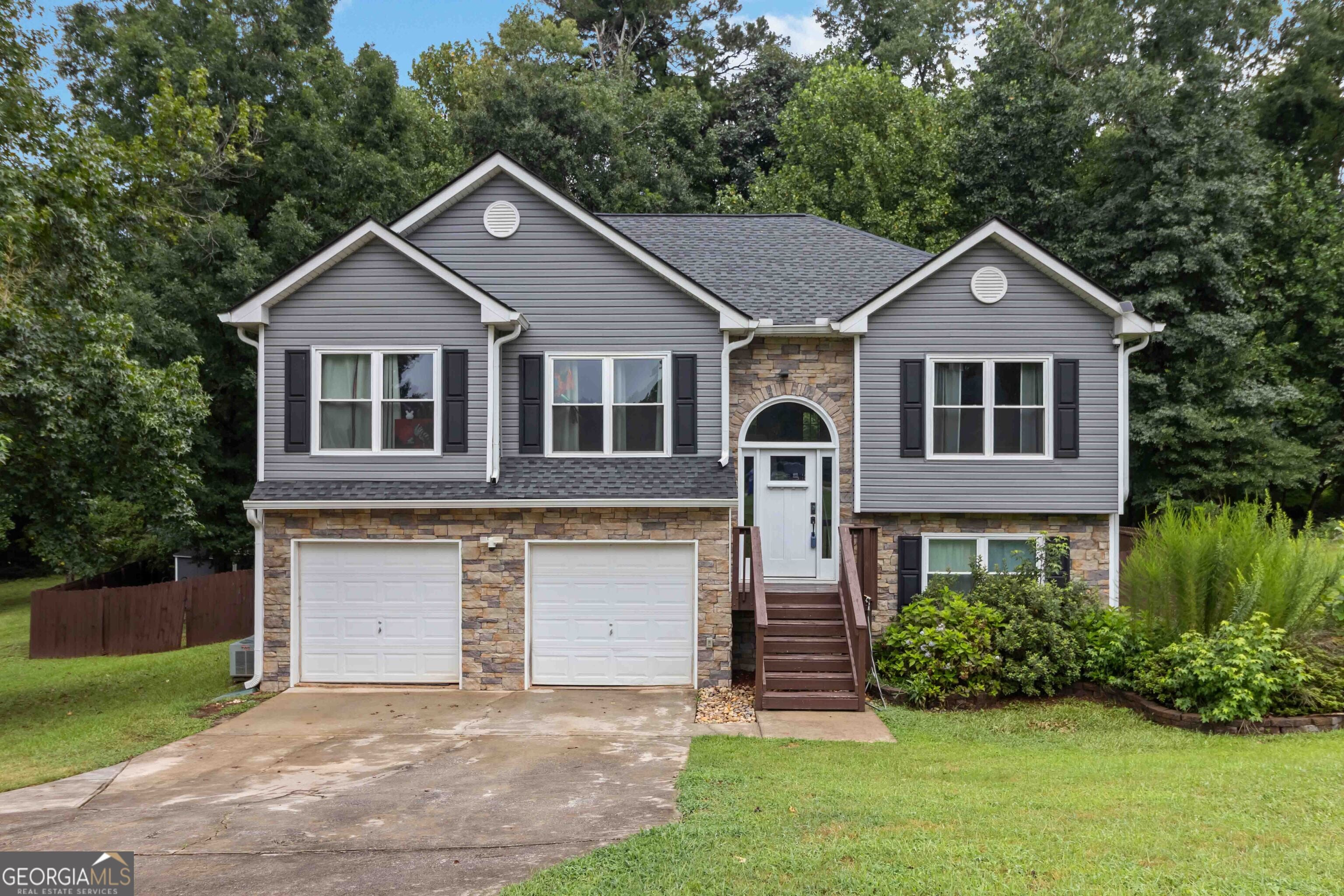 624 Gatewood Way — photo
