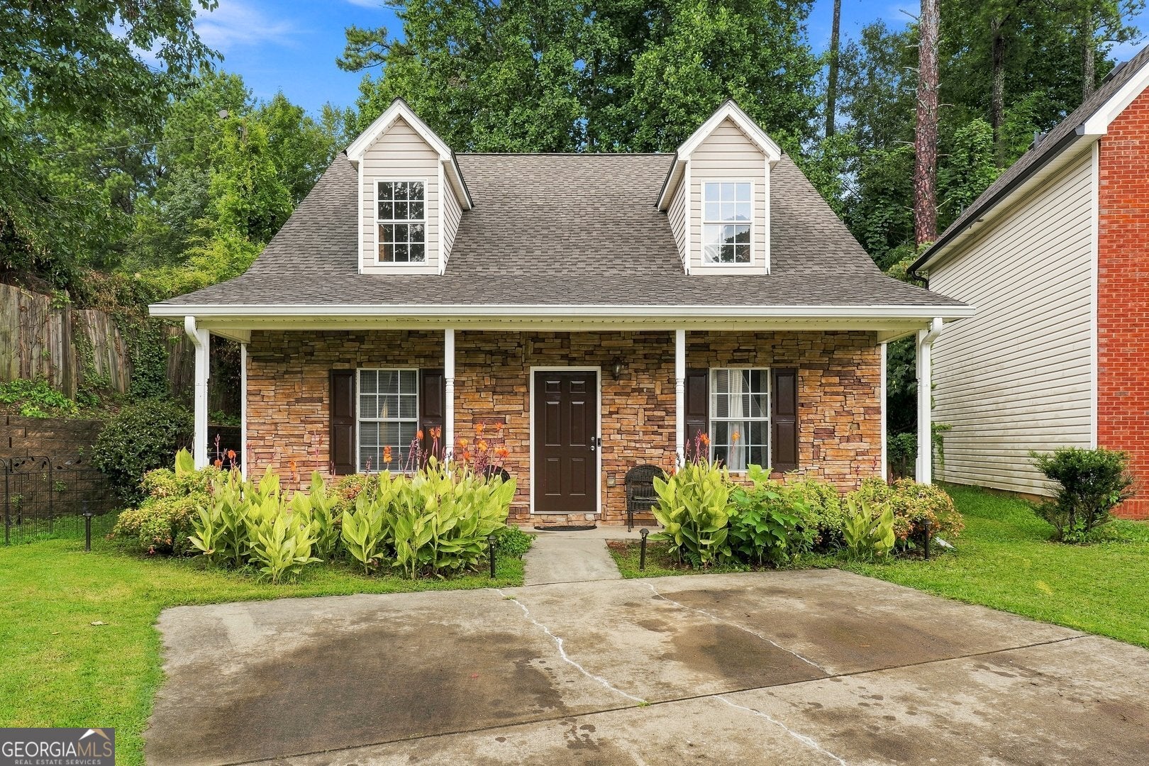105 Twin Pines Ct — photo
