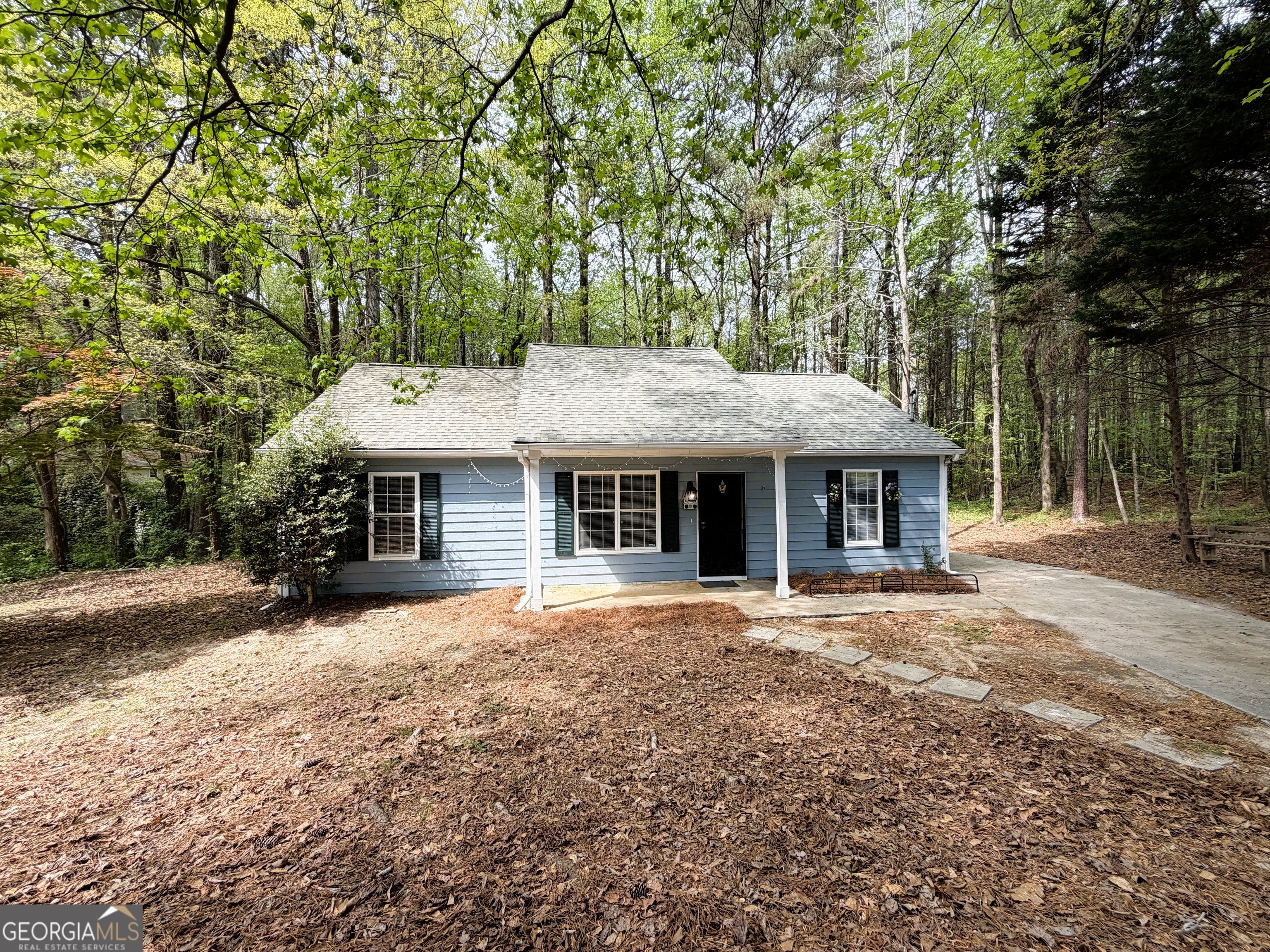 122 Oriole Dr — photo