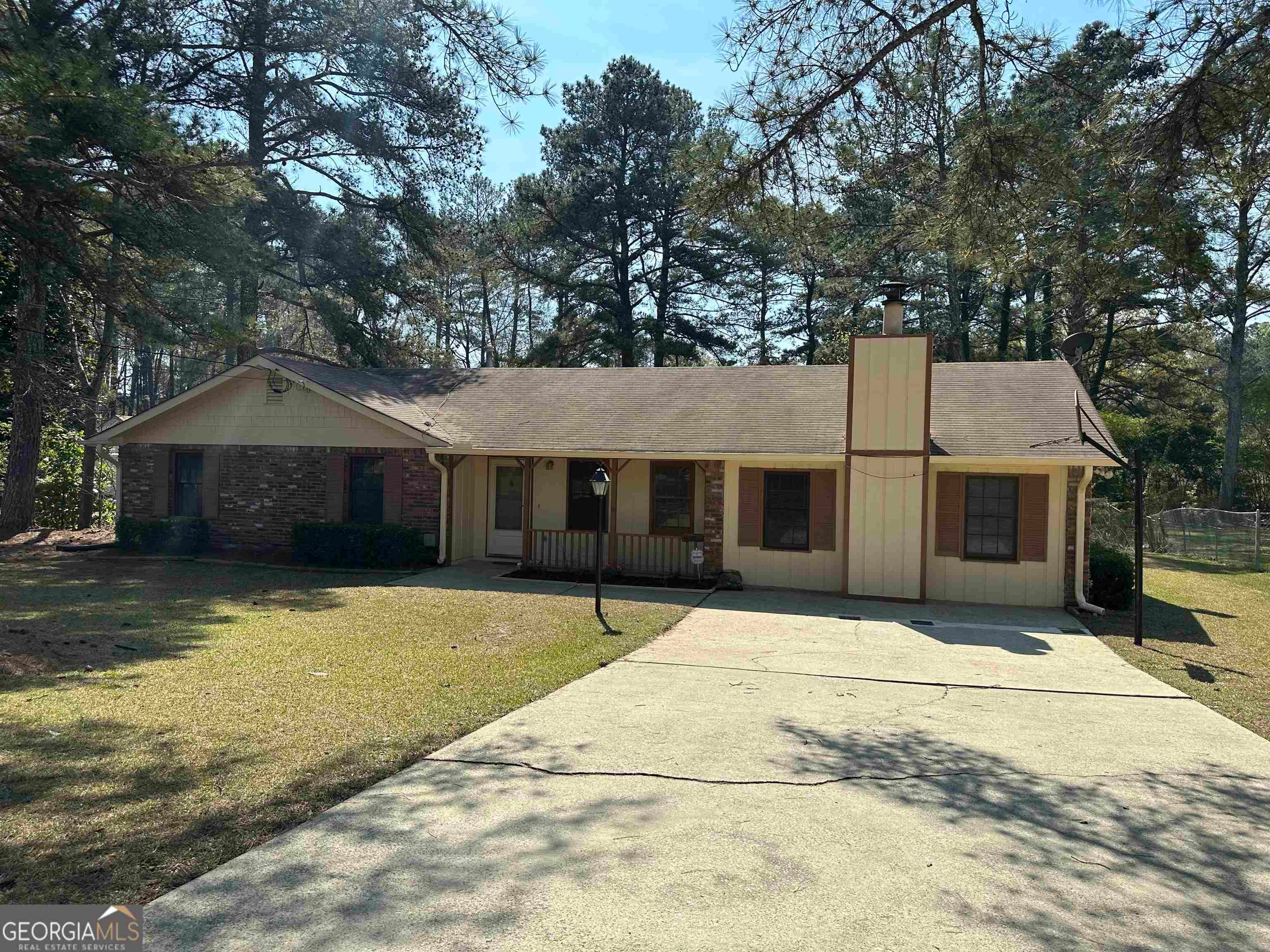 178 Hill Ln — photo