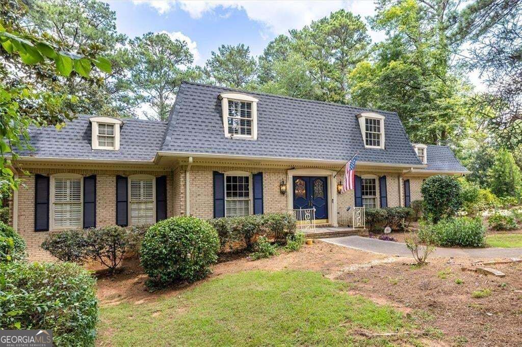 2123 Mountain Creek Dr — photo