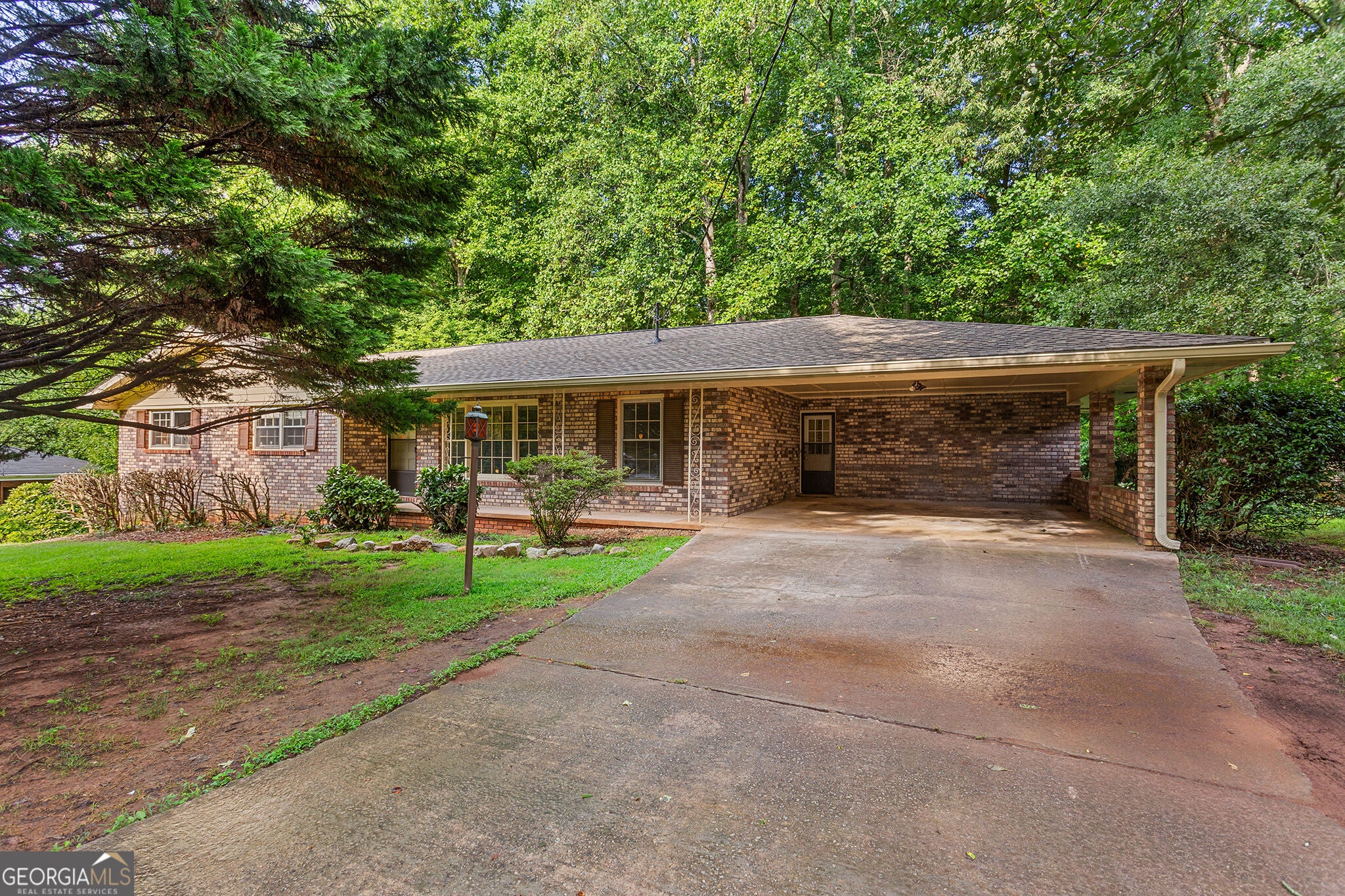 515 Shay Dr SW — photo