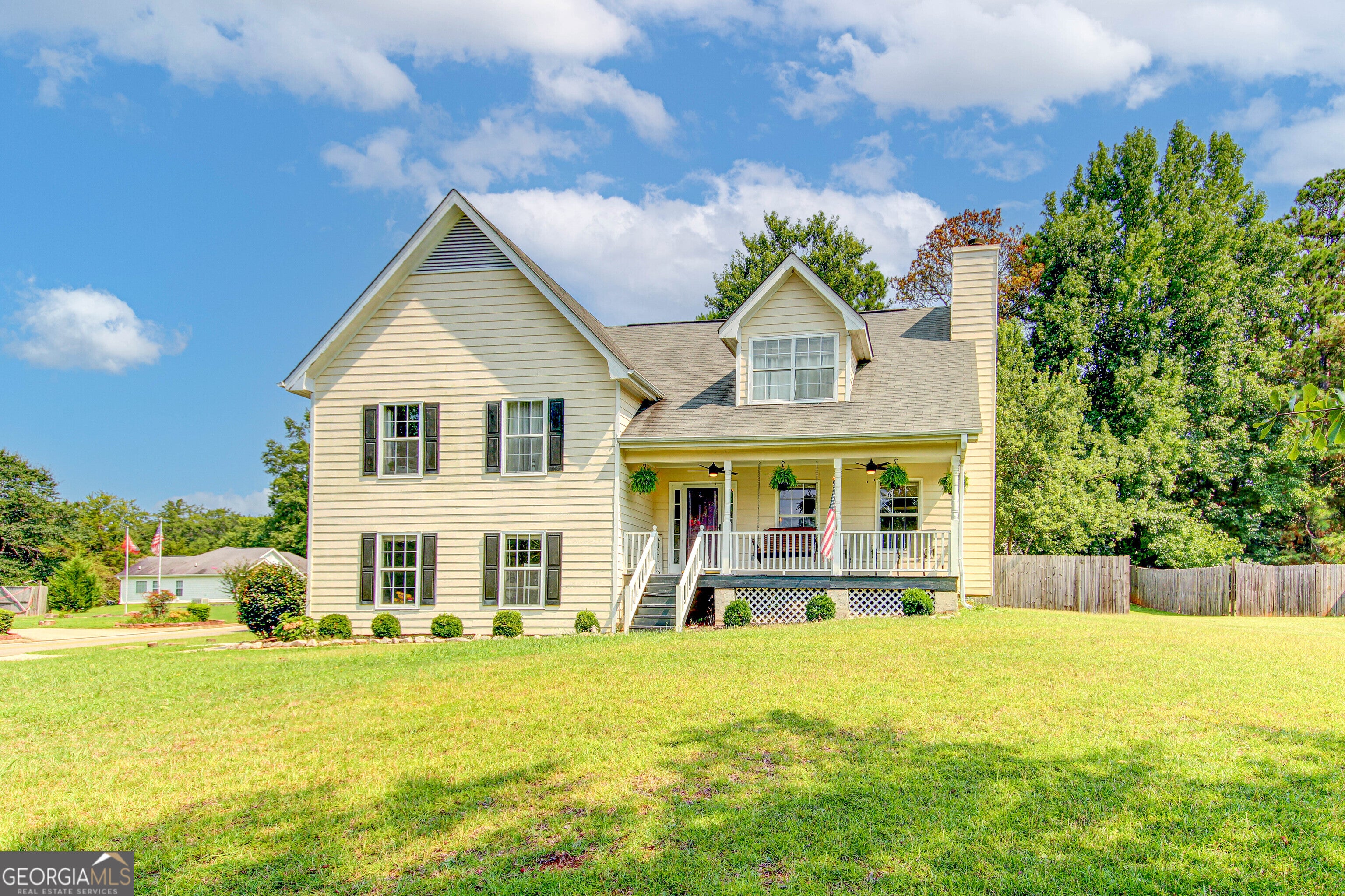 121 Chariot Dr — photo