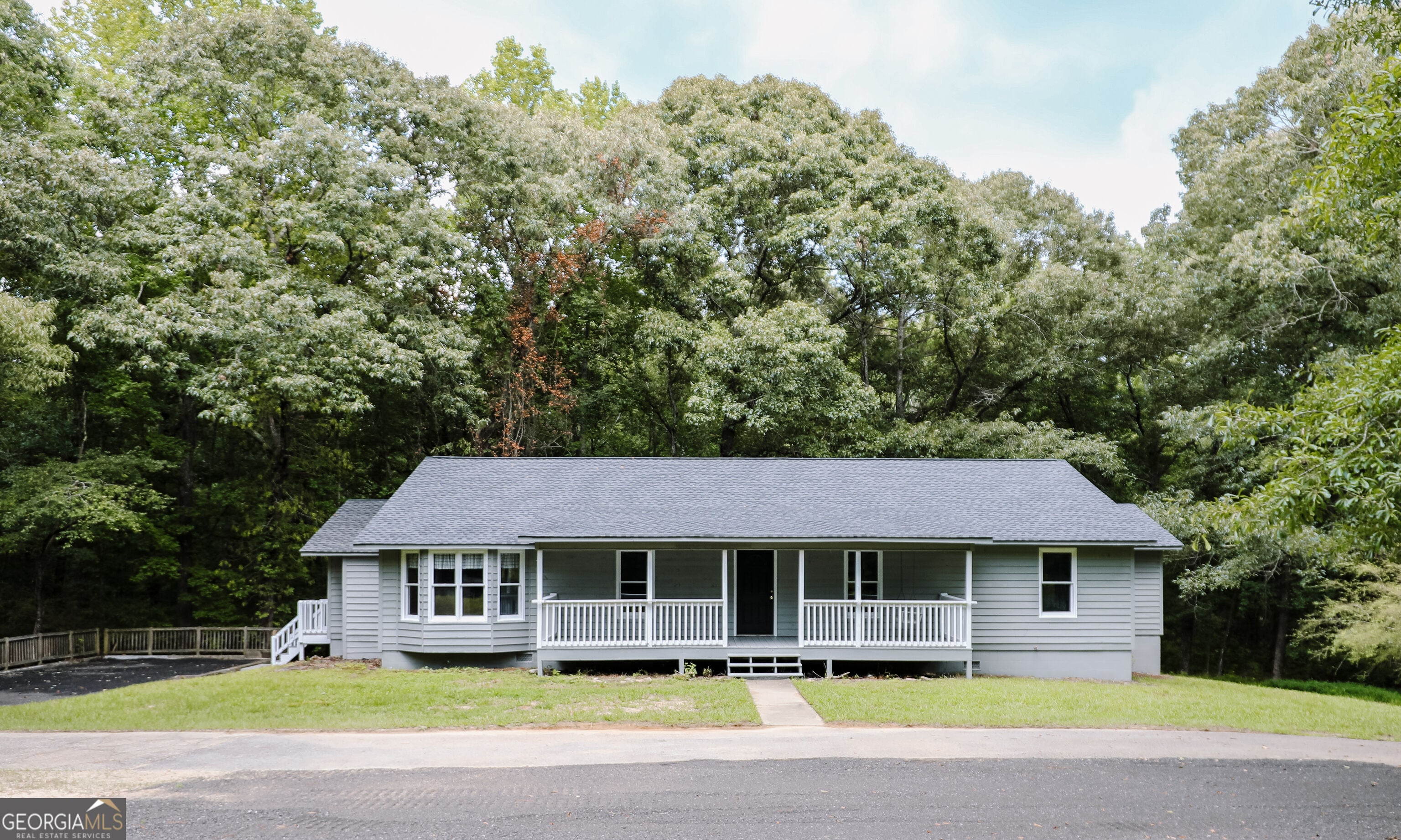 2447 Martin Mill Rd — photo