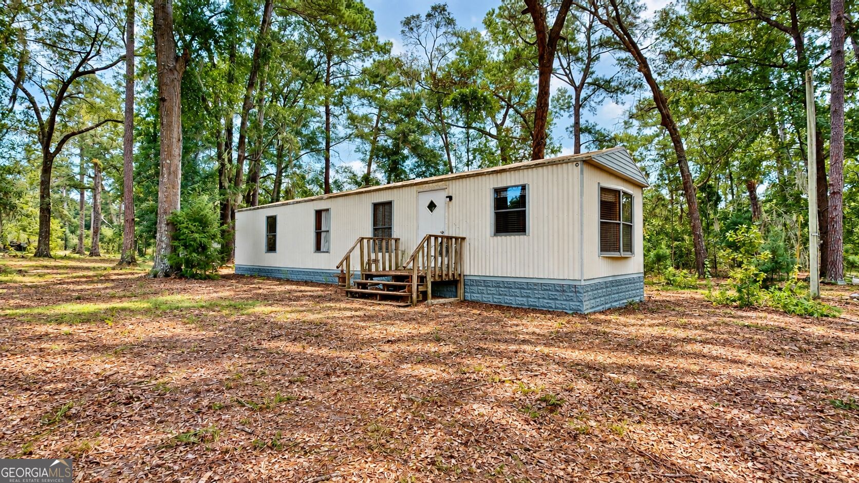 807 Aden Lanier Rd — photo