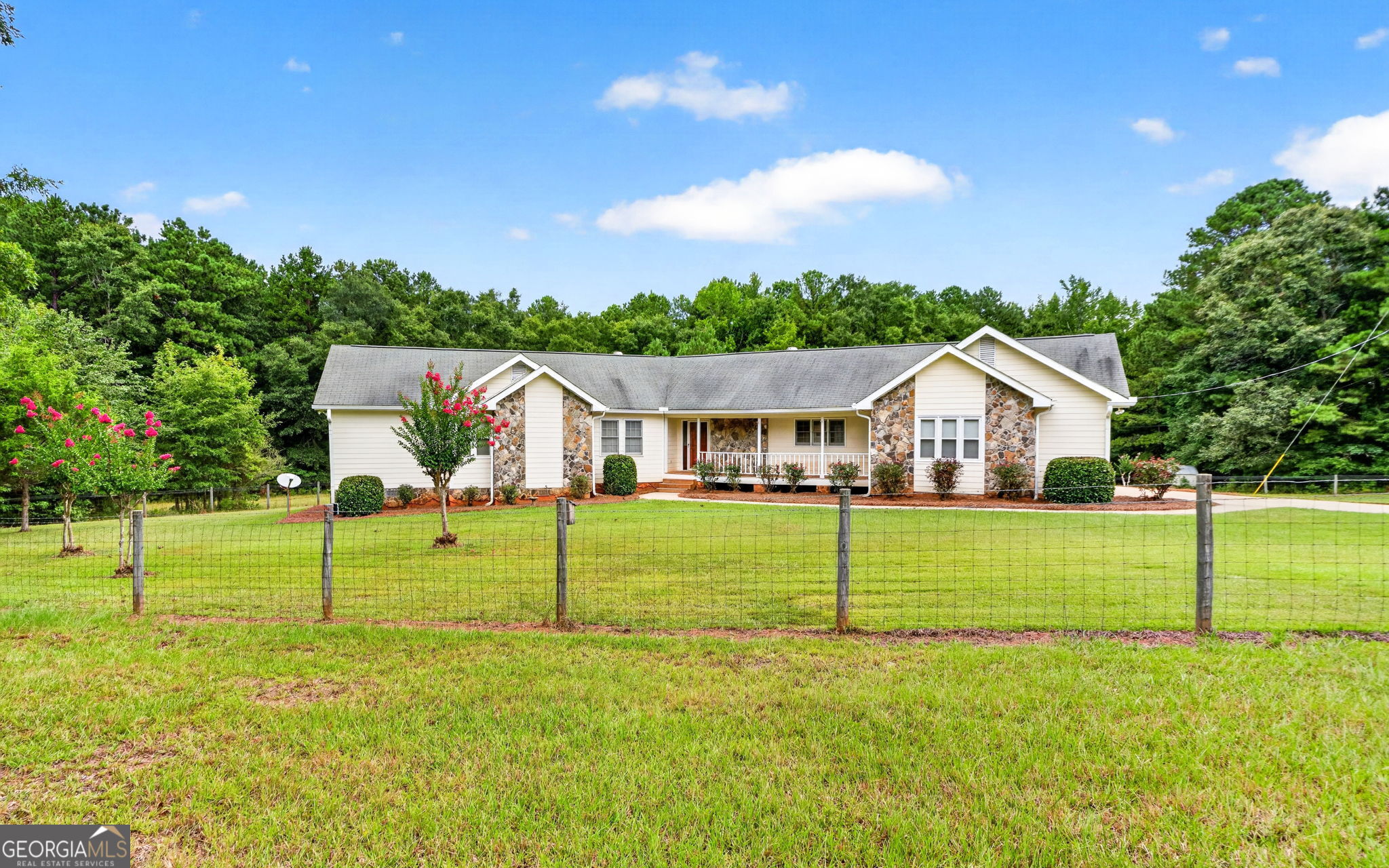 2575 Luella Road, Locust Grove, GA 30248 — photo 2