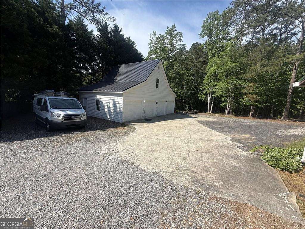 185 Holland Rd — photo