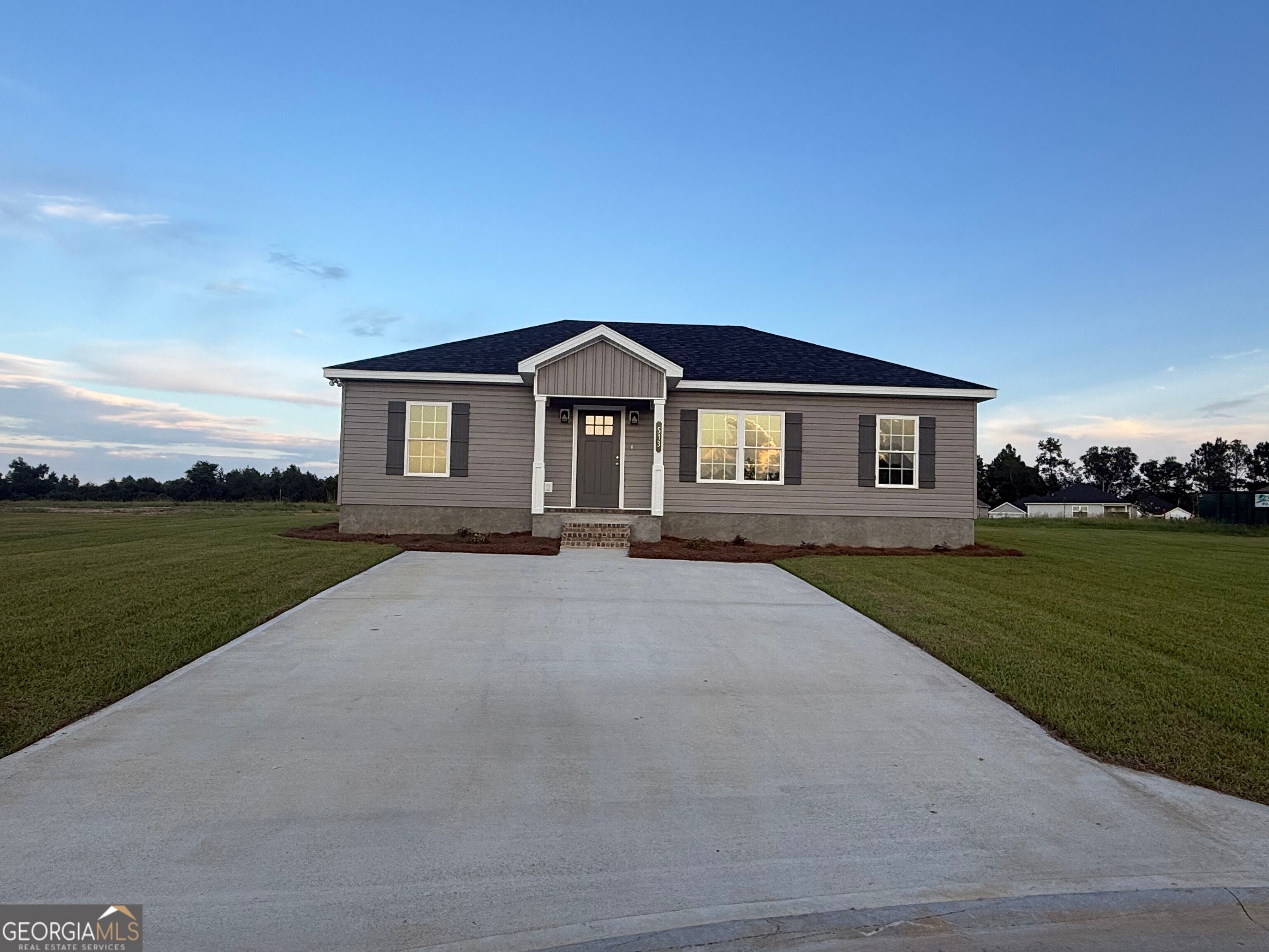 513 Nickies Way — photo