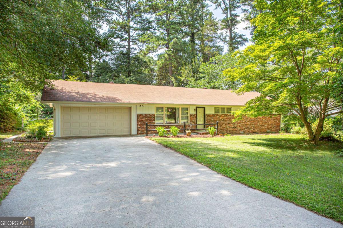 188 Pine Forest Dr — photo