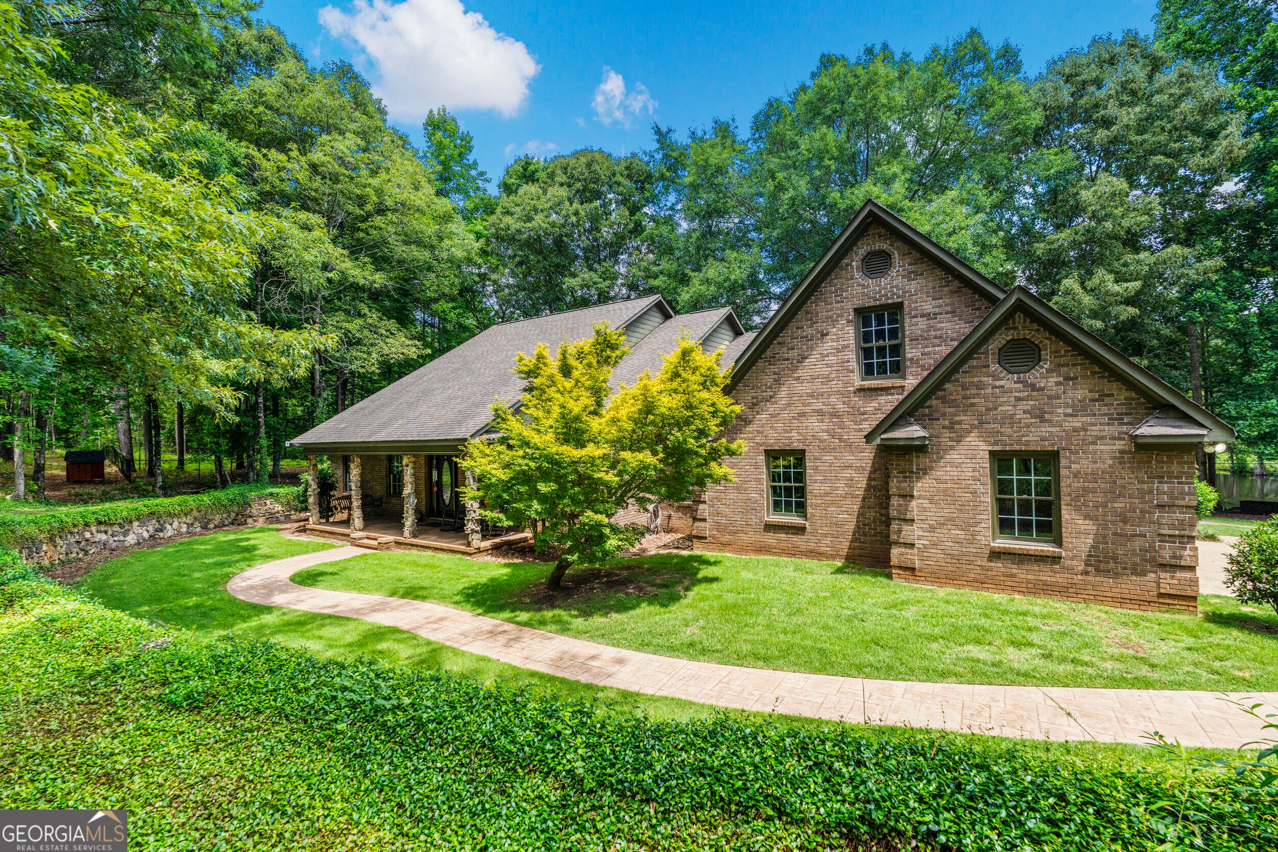 877 Mckee Rd — photo