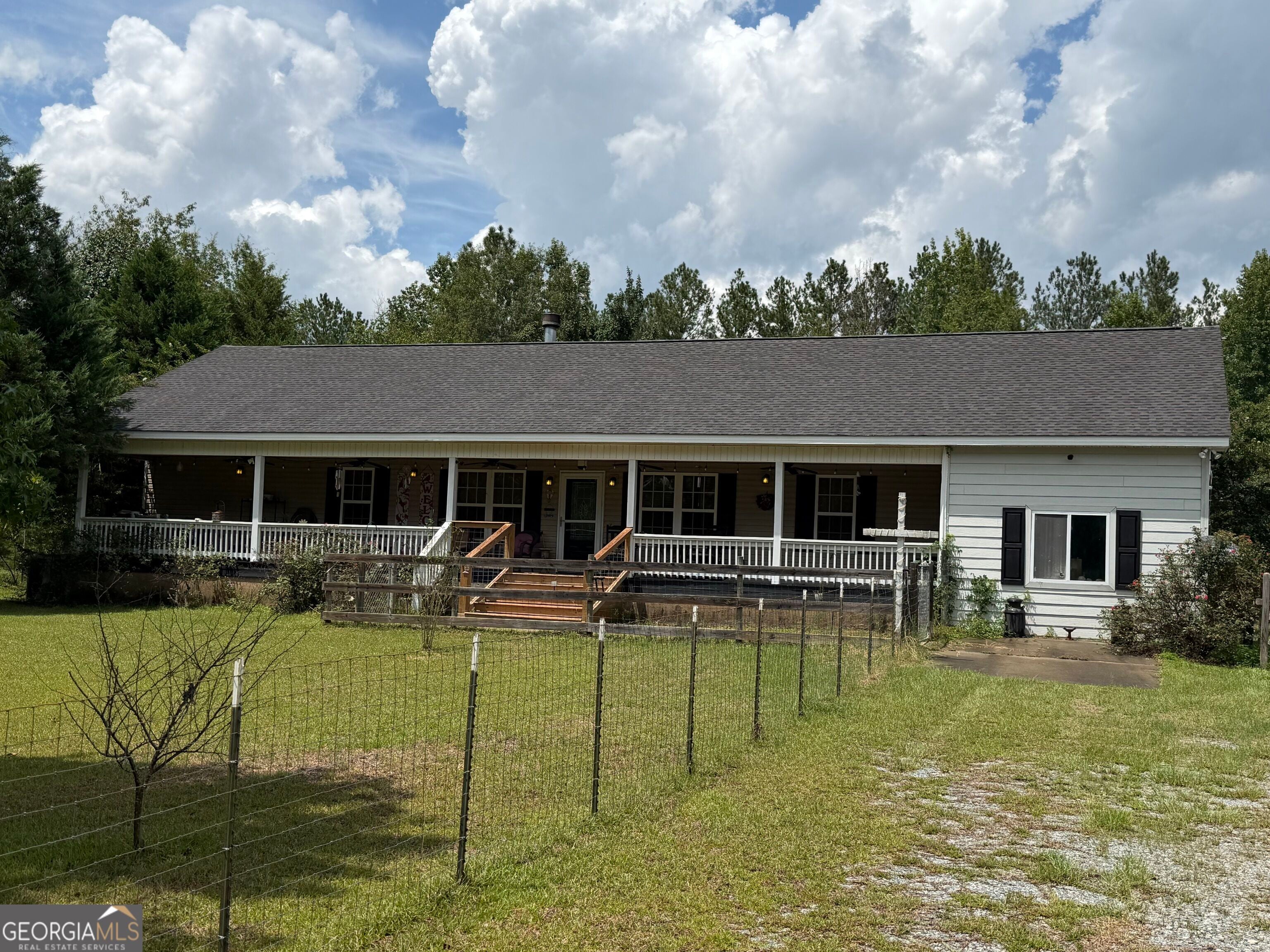 887 Orianna Rd — photo