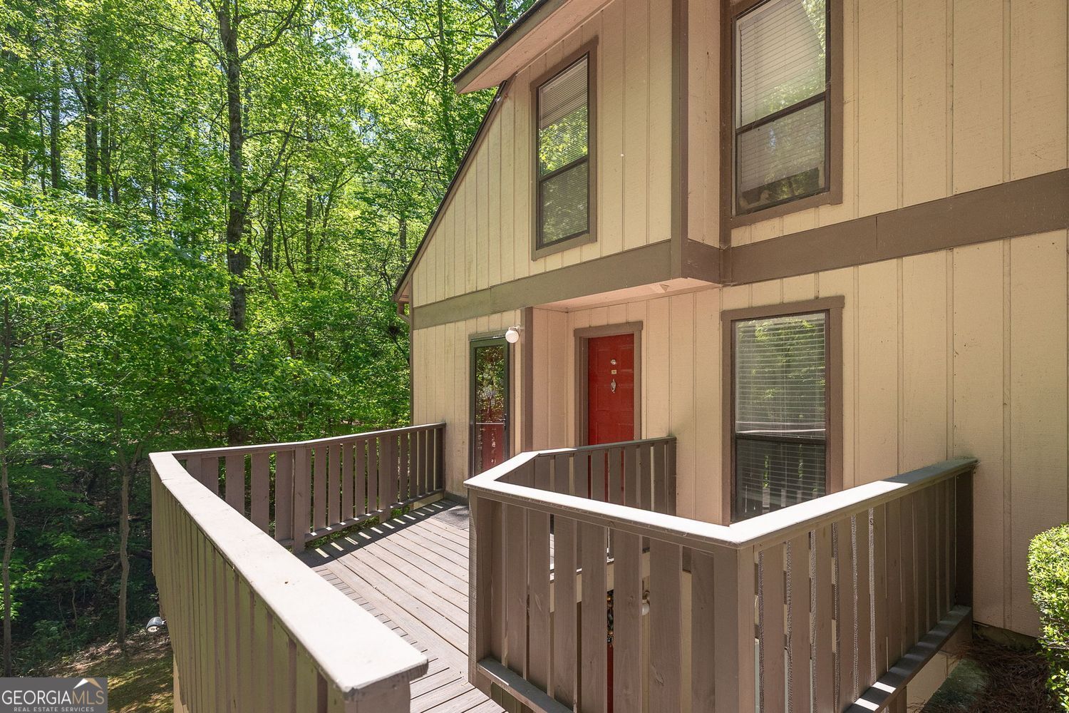 703 Woodcliff Dr — photo