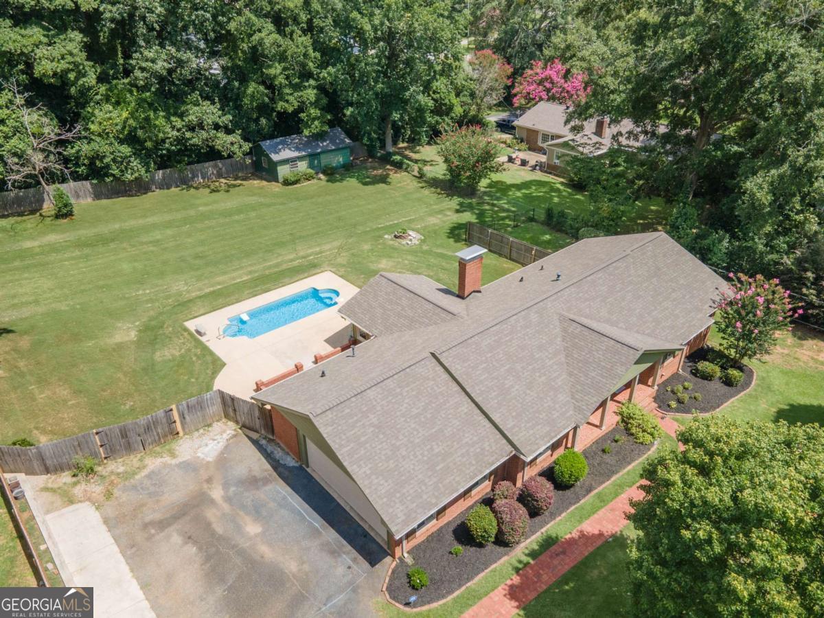 650 Azalea Dr — photo