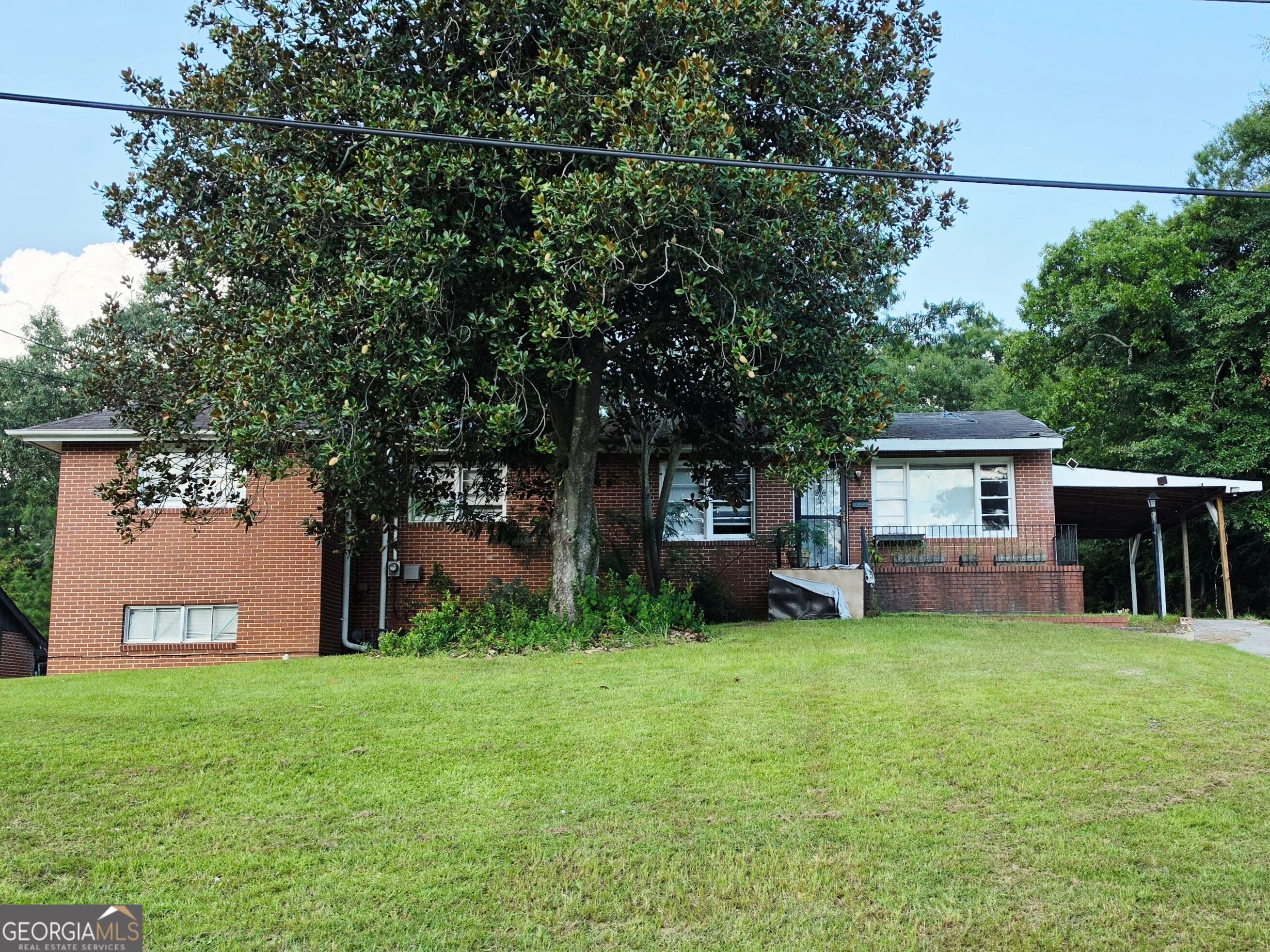 1653 Downing Cir — photo