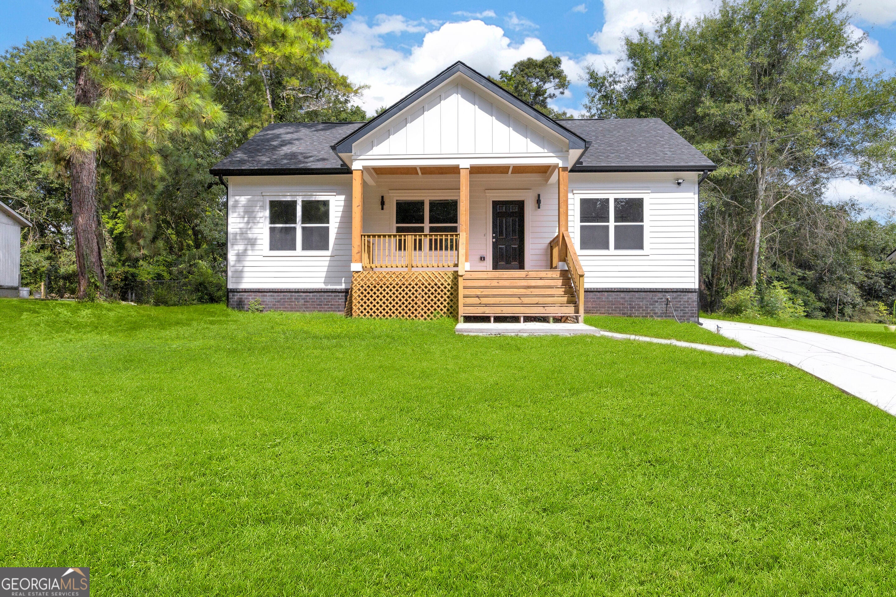 159 Wright Cir — photo