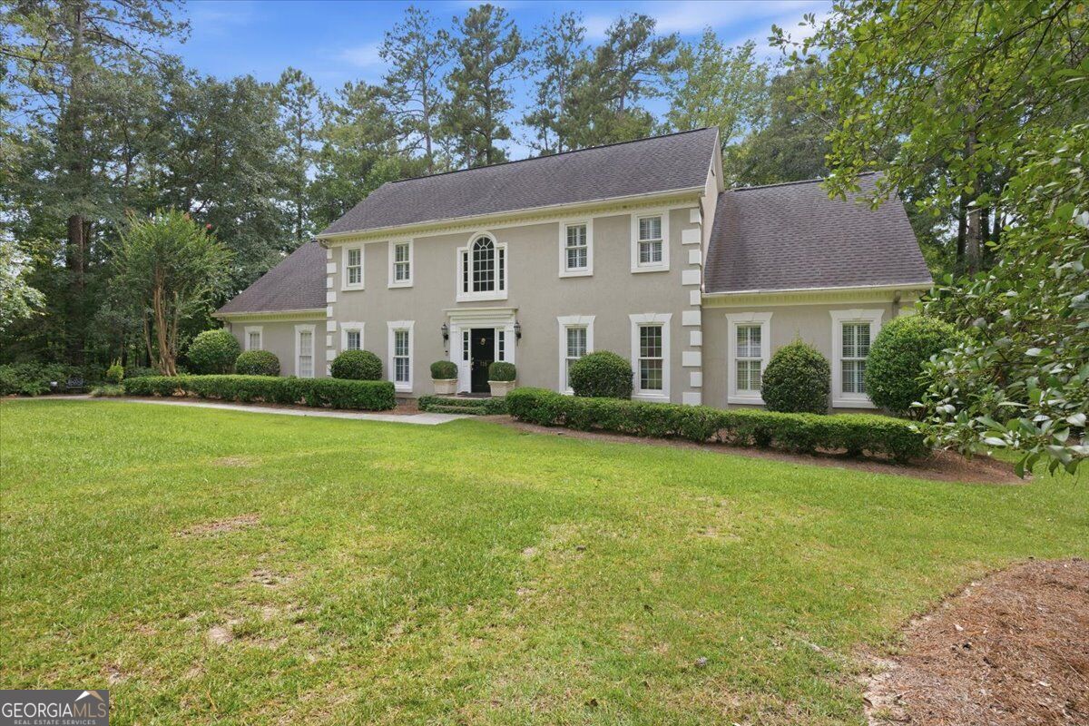 118 Troon Way — photo