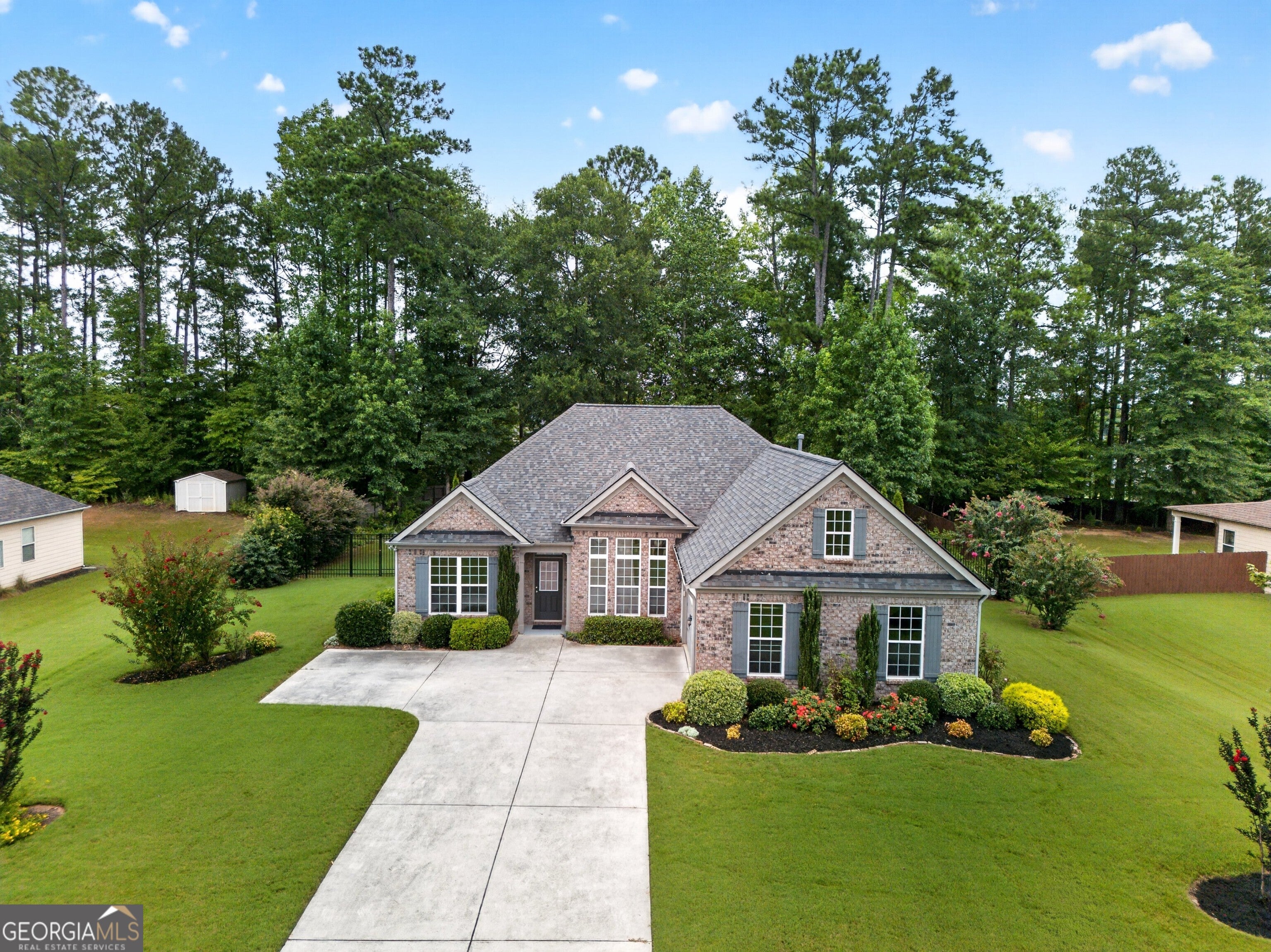 155 Savannah Dr — photo
