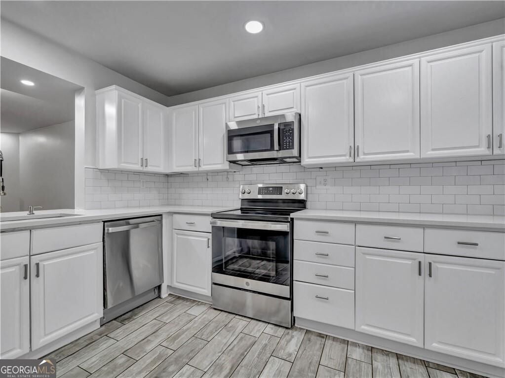 3018 Steeplechase — photo